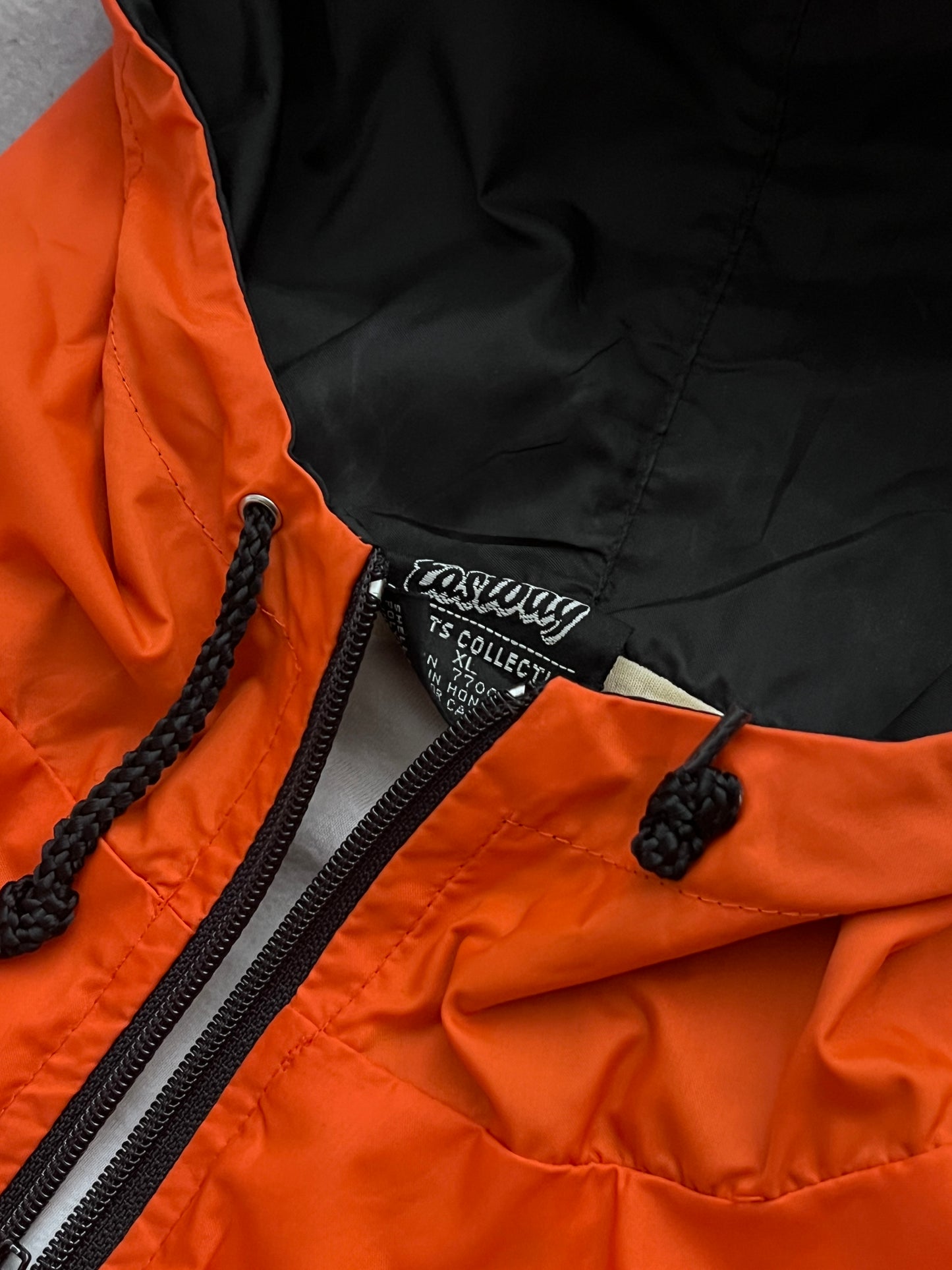 COLORBLOCK WINDBREAKER JACKET (XL)
