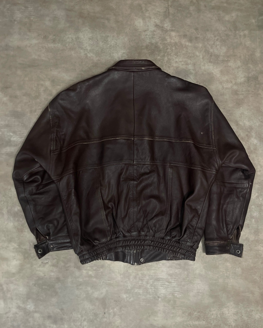 BROWN LEATHER JACKET (M)