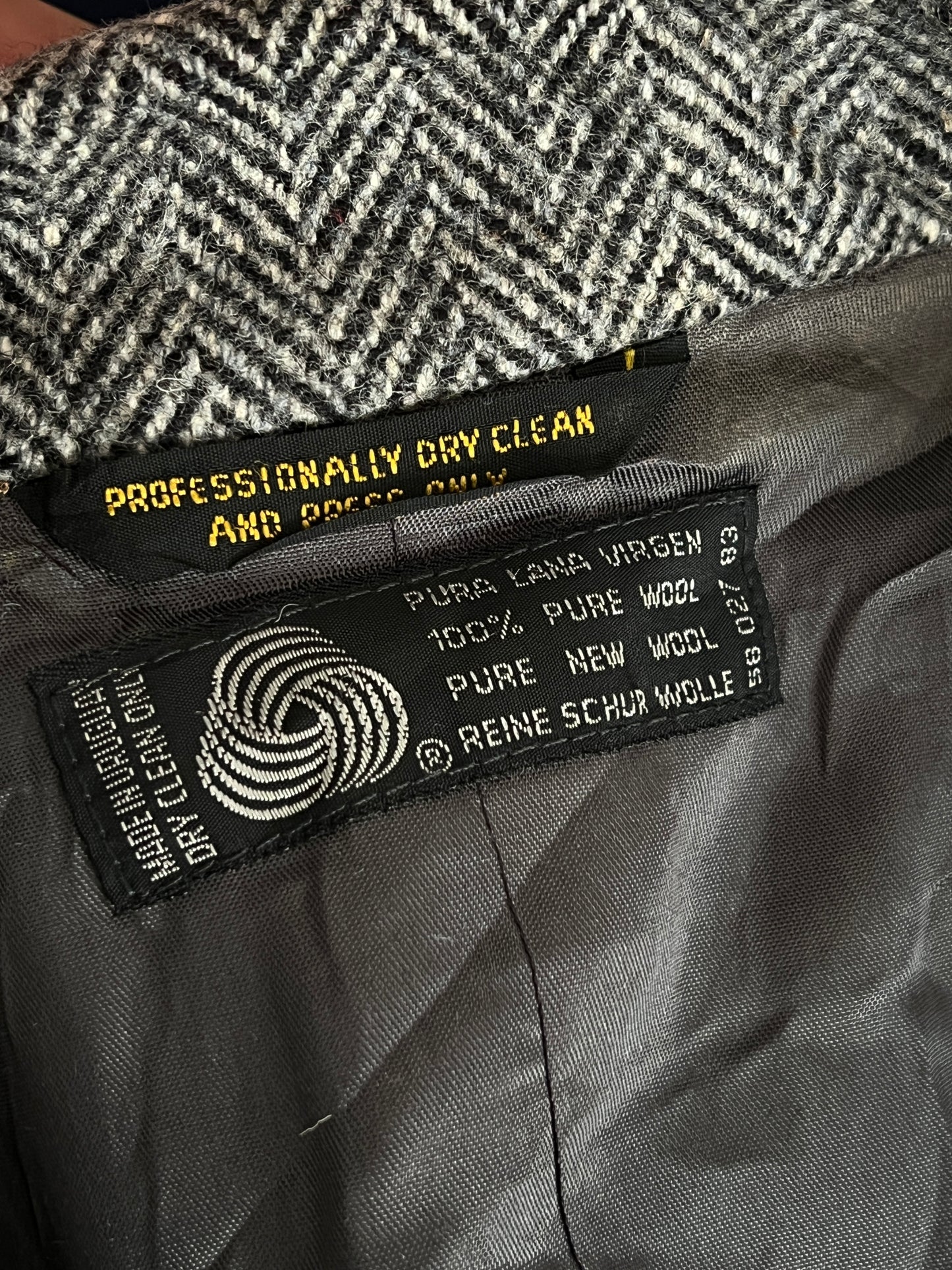 Wool Coat 100% (XL)