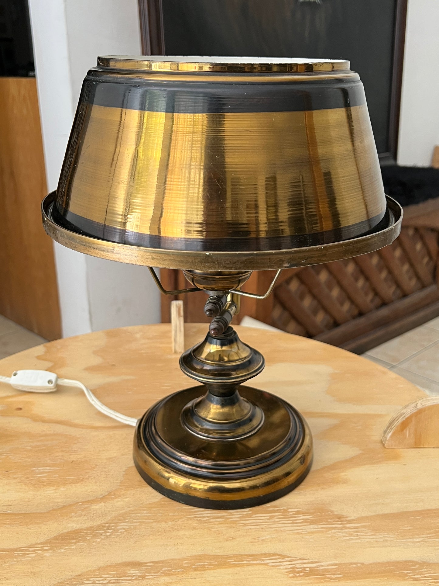 MID CENTURY LAMP