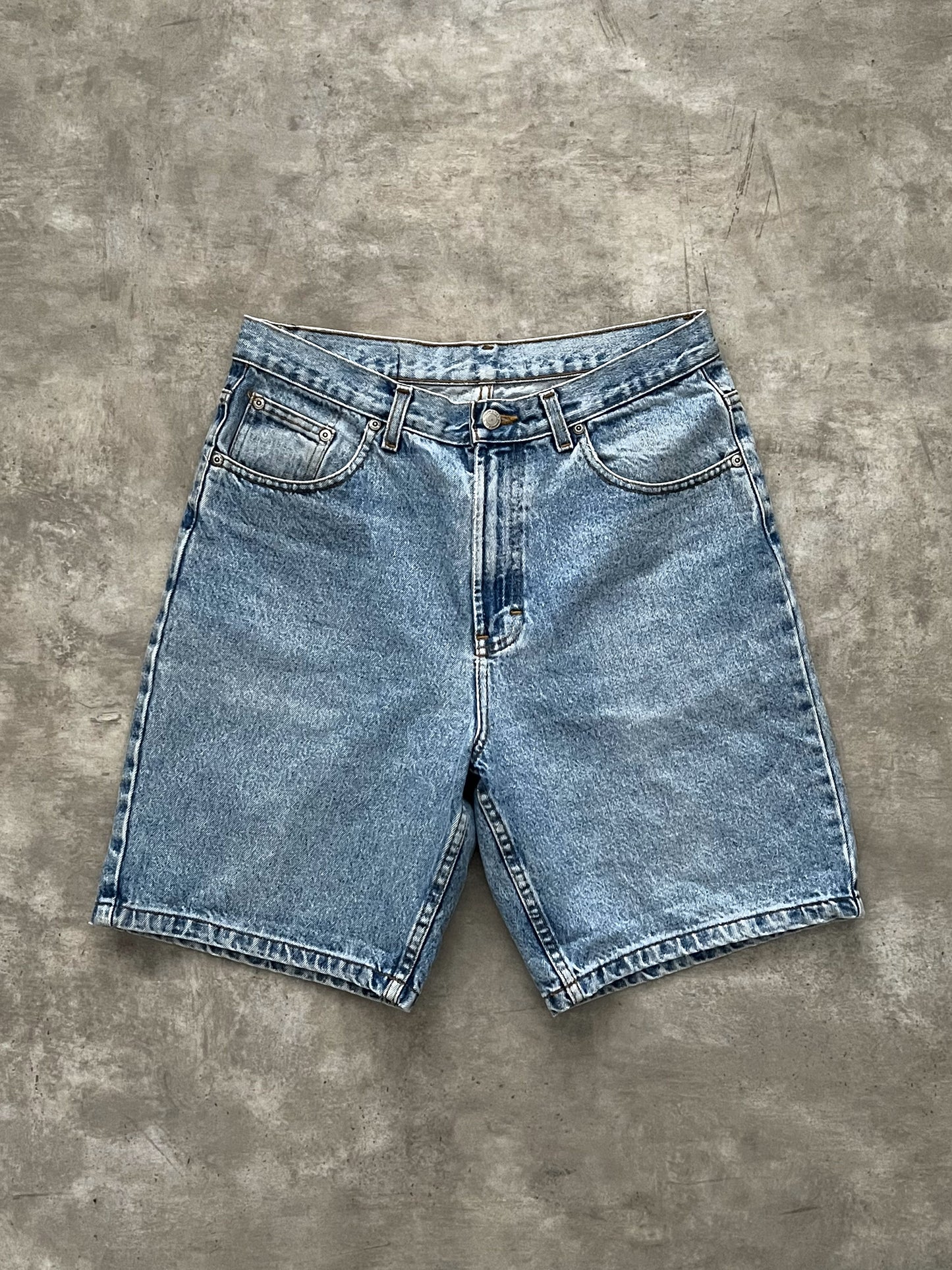 Vintage Denim Tommy Shorts (32)
