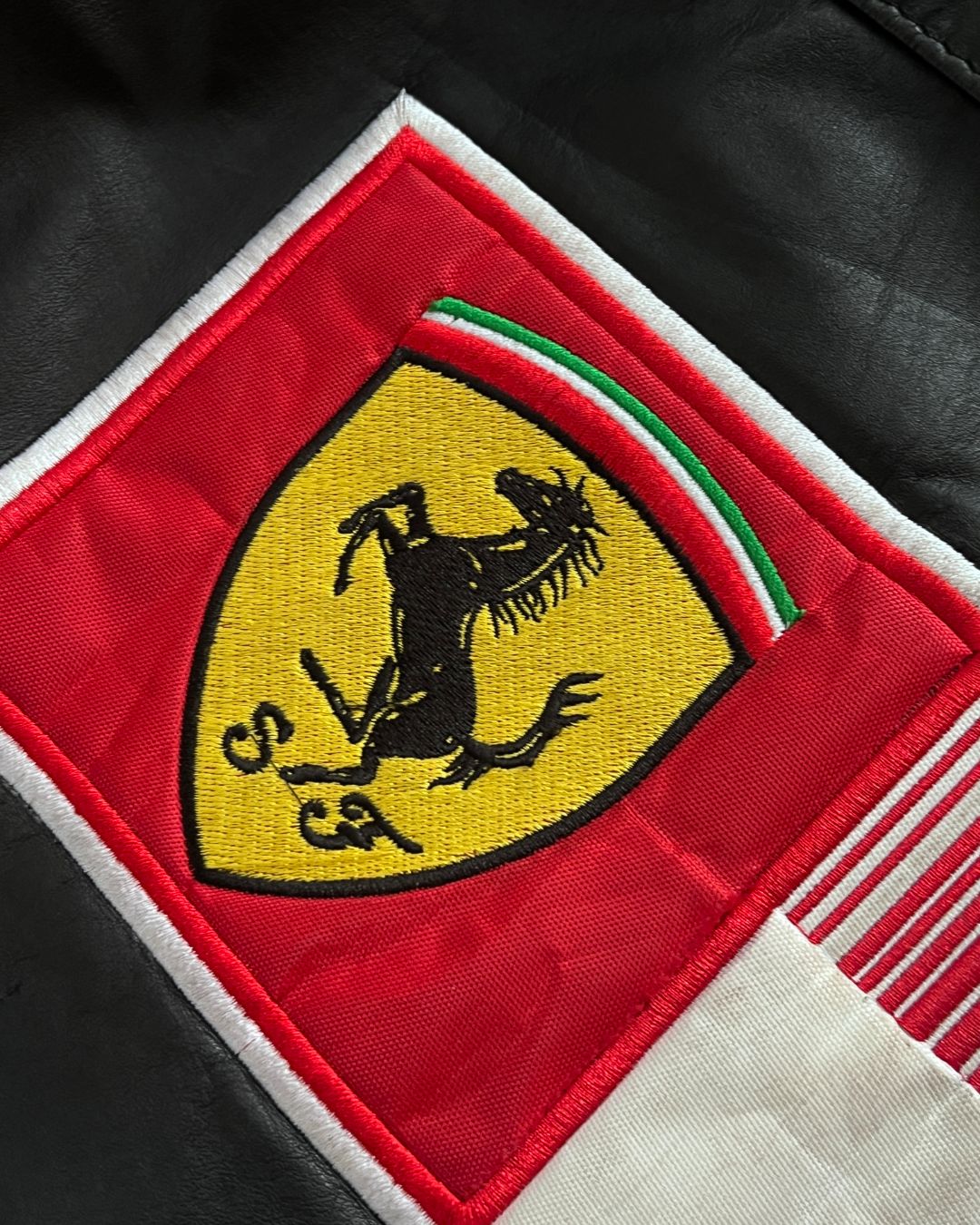 FERRARI RACER LEATHER JACKET (S/M)