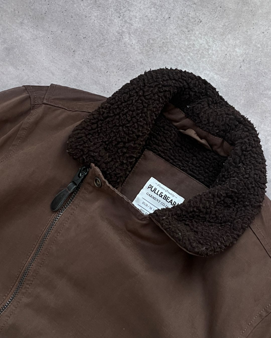 PULL&BEAR SHERPA BOMBER JACKET (M)