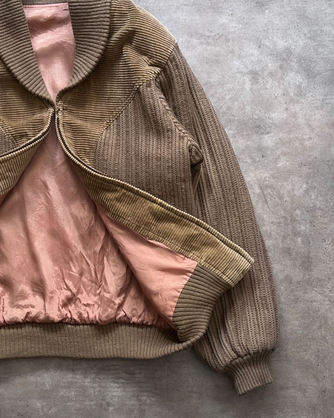BEIGE JACKET (S)
