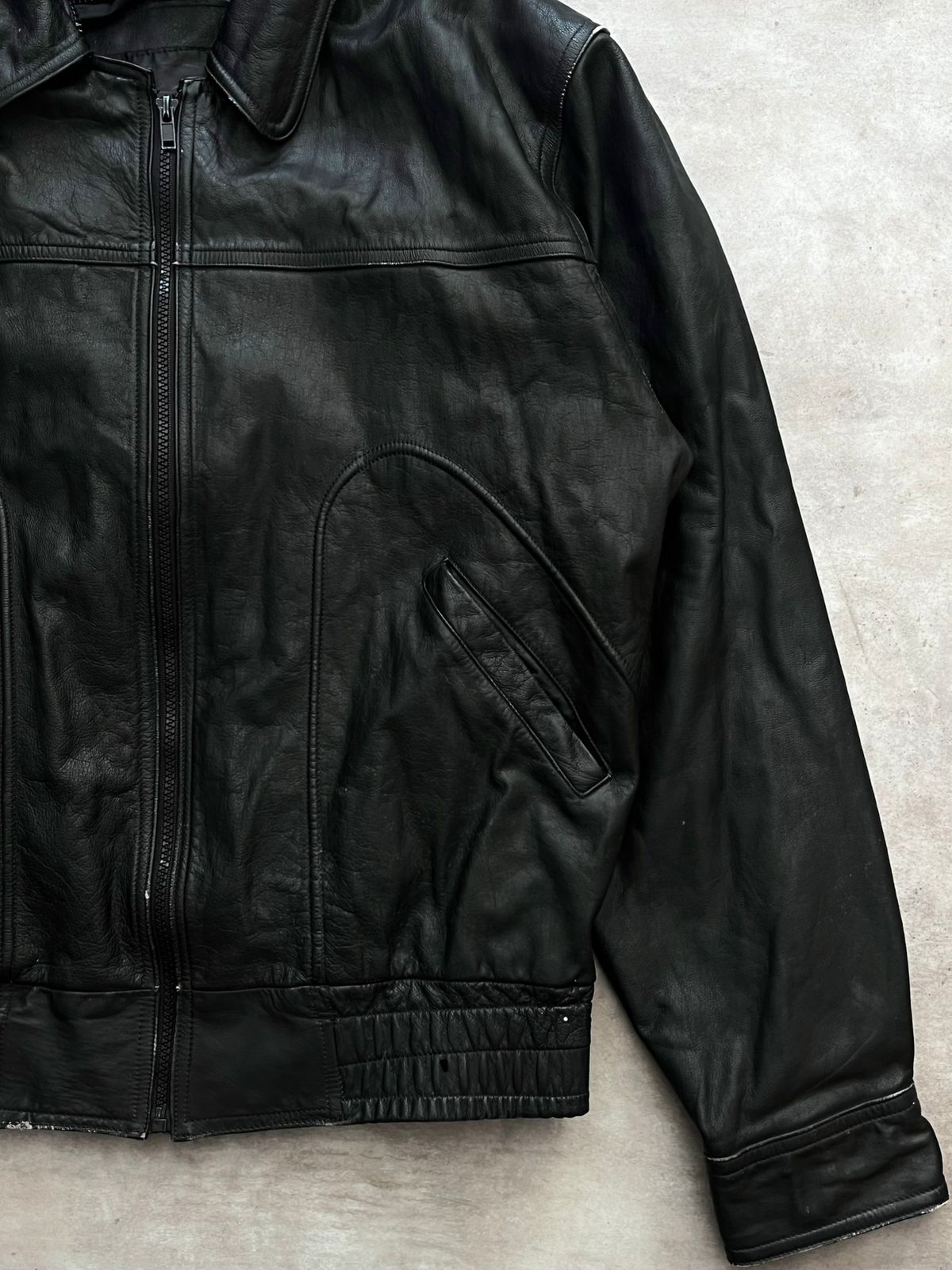 BOMBER LEATHER JACKET (S/M)