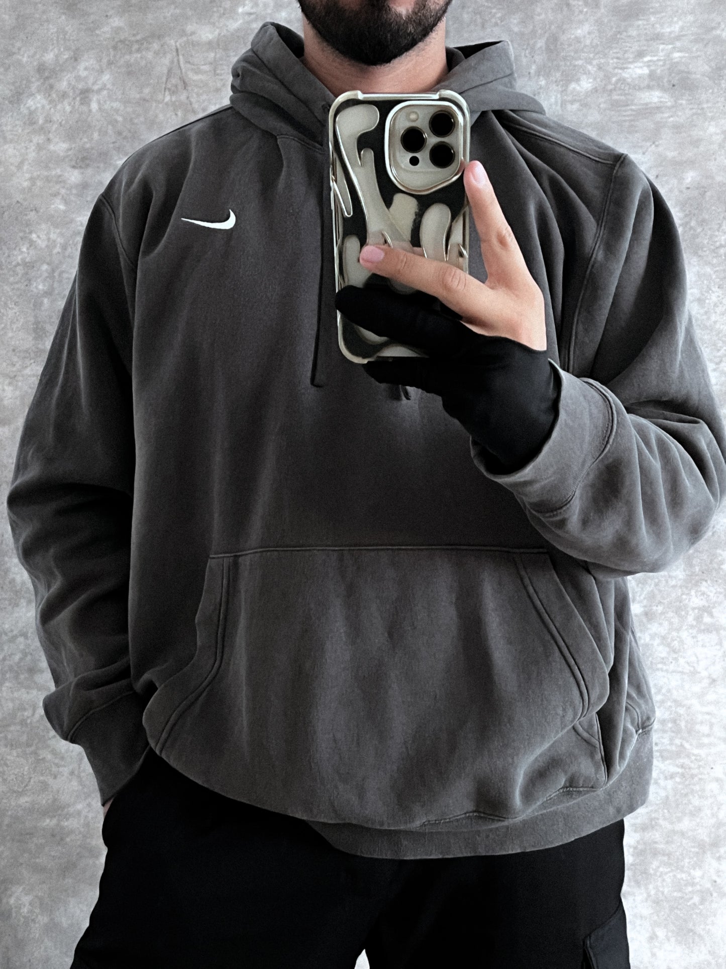 VINTAGE NIKE HOODIE (2XL)