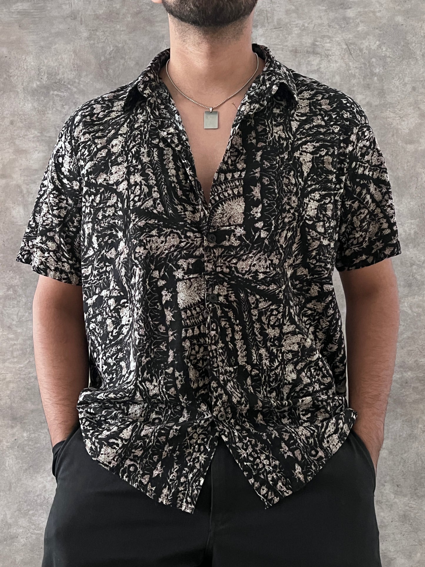 PATTERN SHIRT (L)
