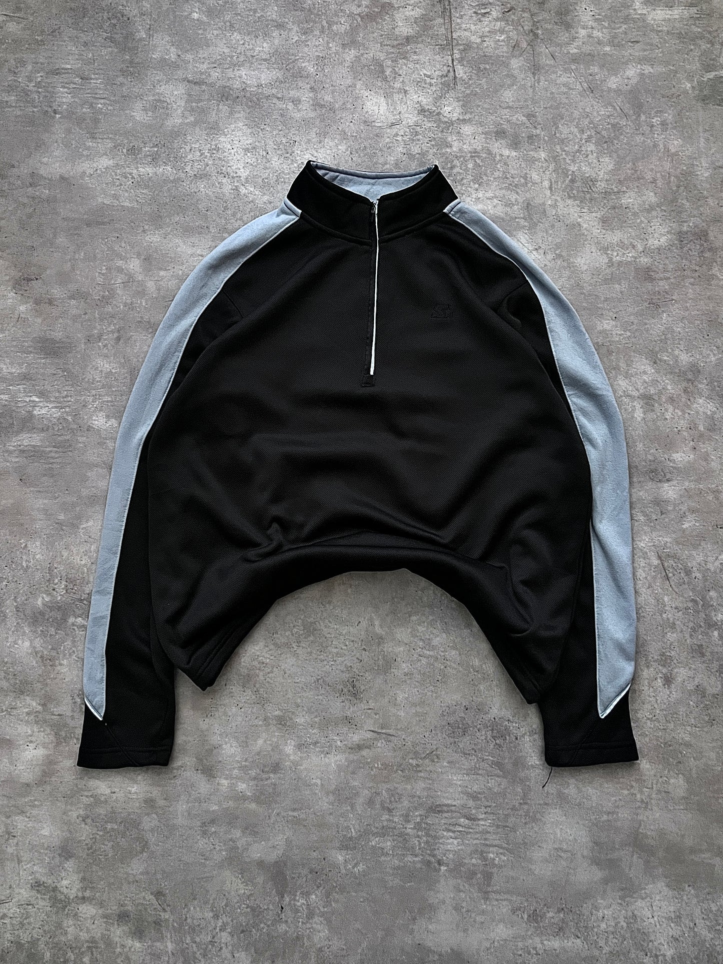 STARTER SWEATSHIRT (L)