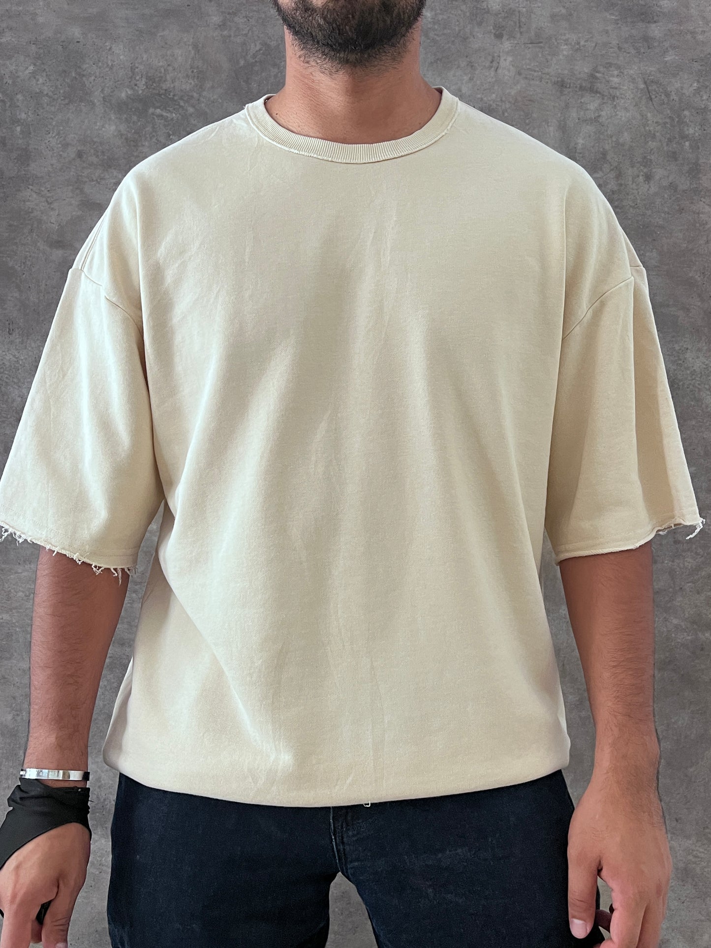 TEE CREAM OVERSIZE (L)