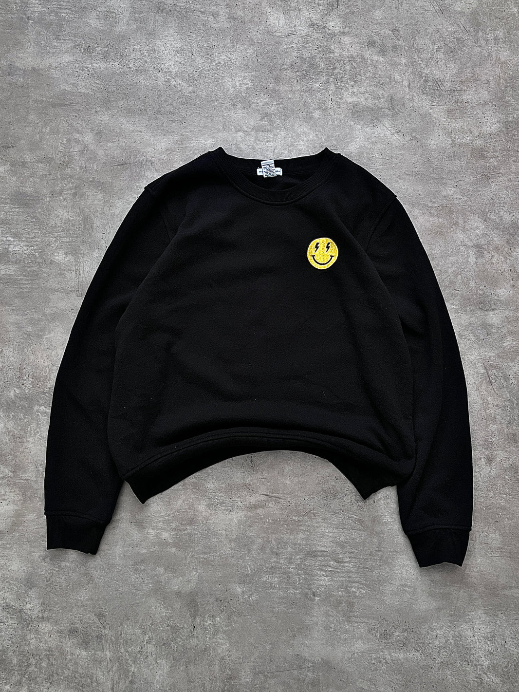 SMILEY FACE CREWNECK SWEATSHIRT (S)