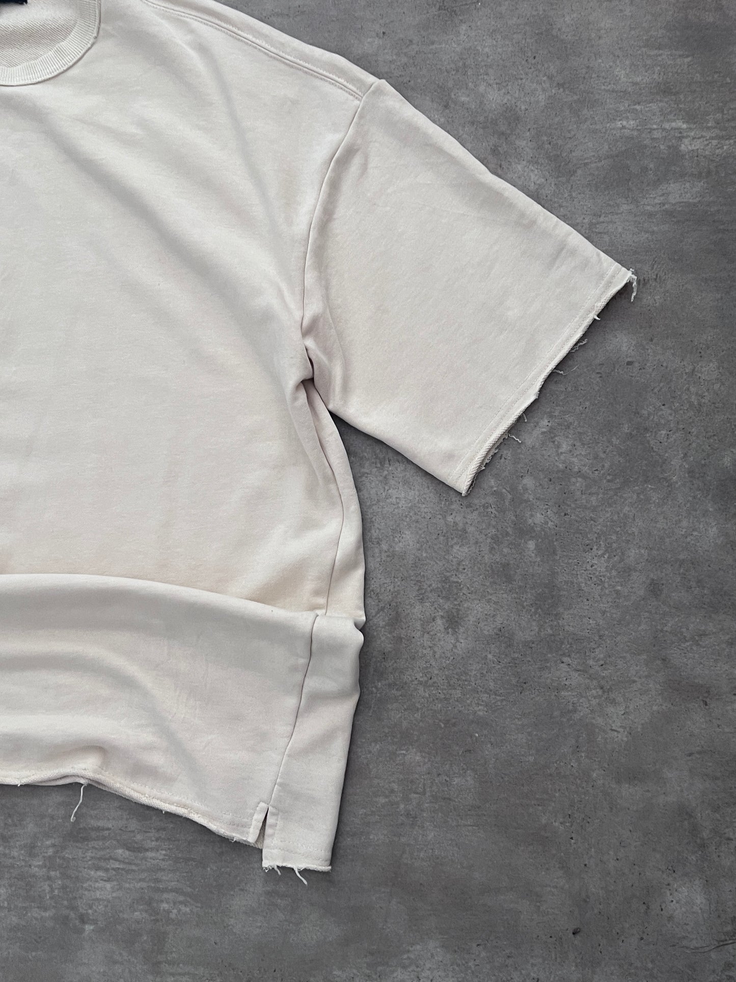 TEE CREAM OVERSIZE (L)