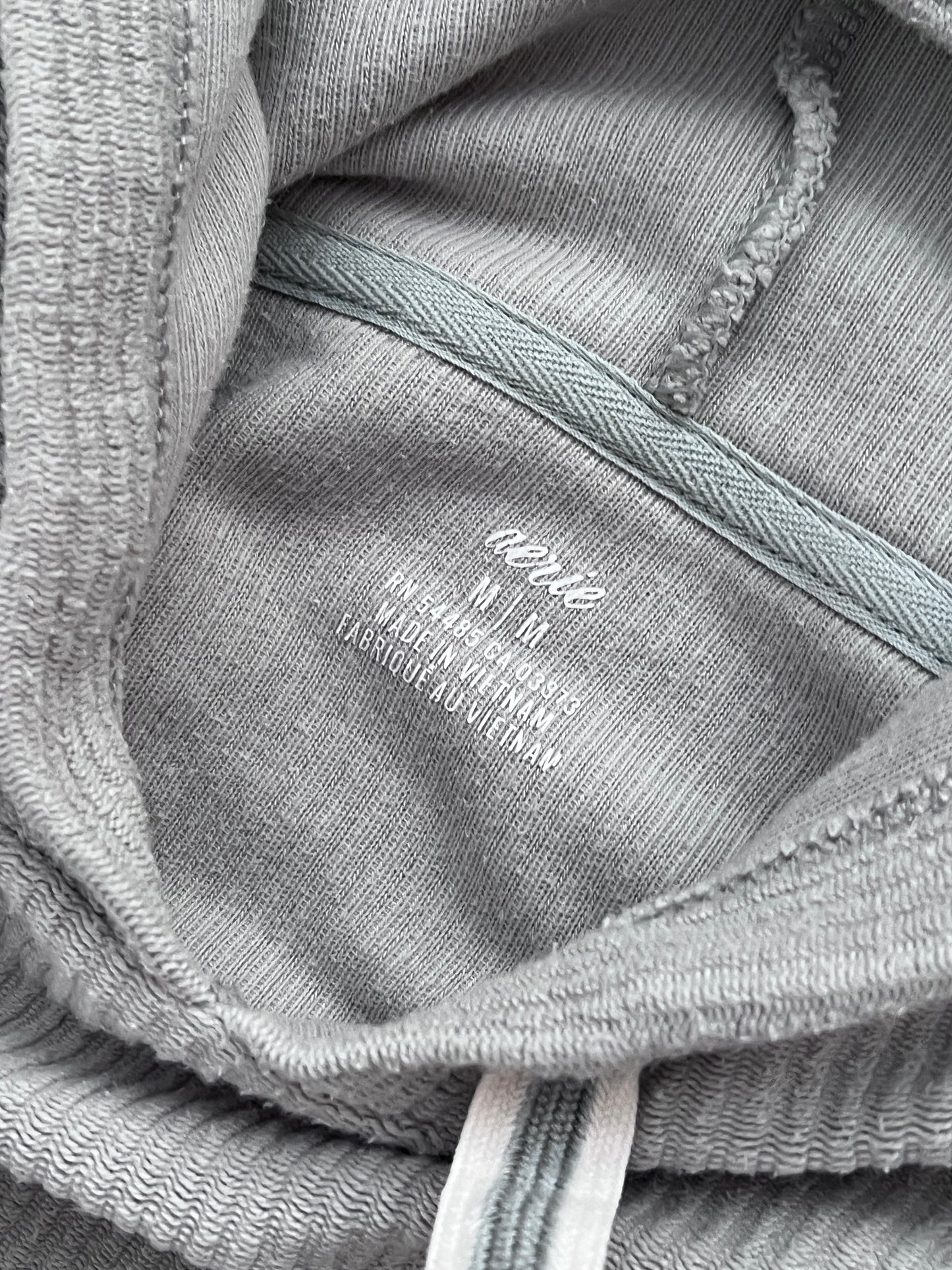 ELITE CROPPED HOODIE (S)