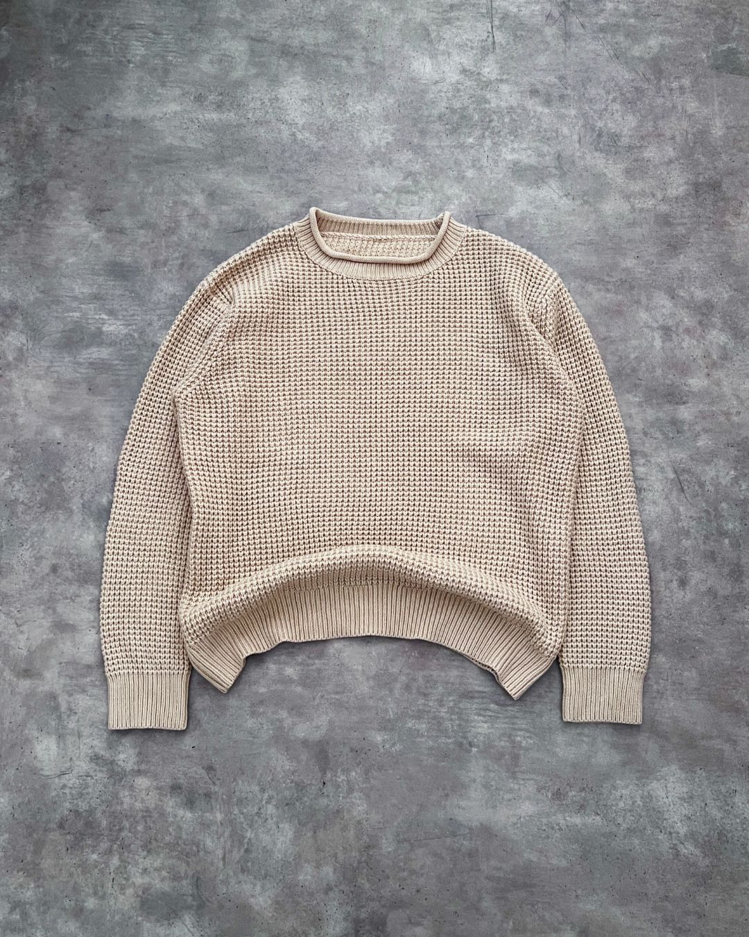 SUÉTER WAFFLE KNIT CREAM OVERSIZE (M)
