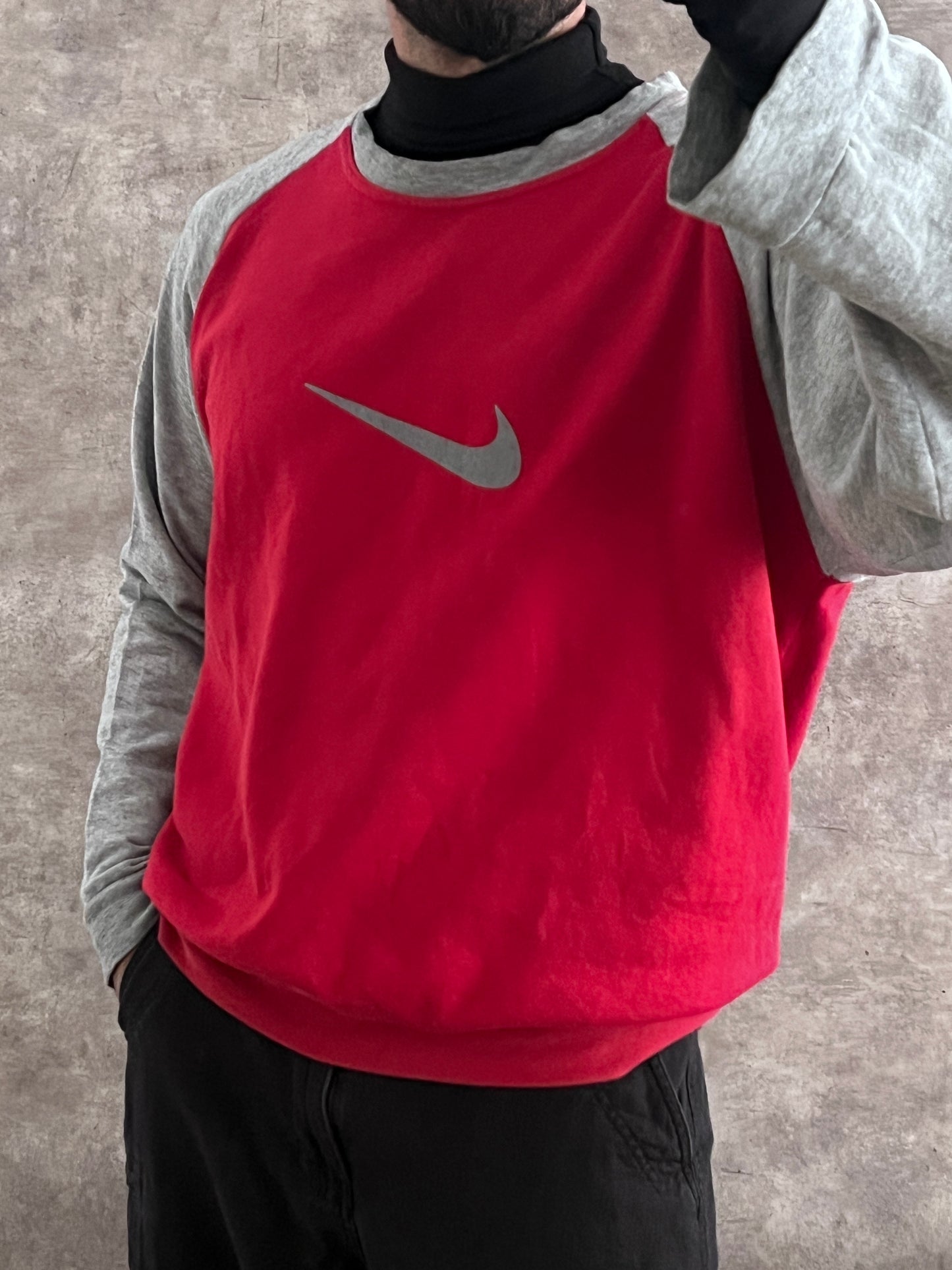 VINTAGE NIKE SWEATER (XL)
