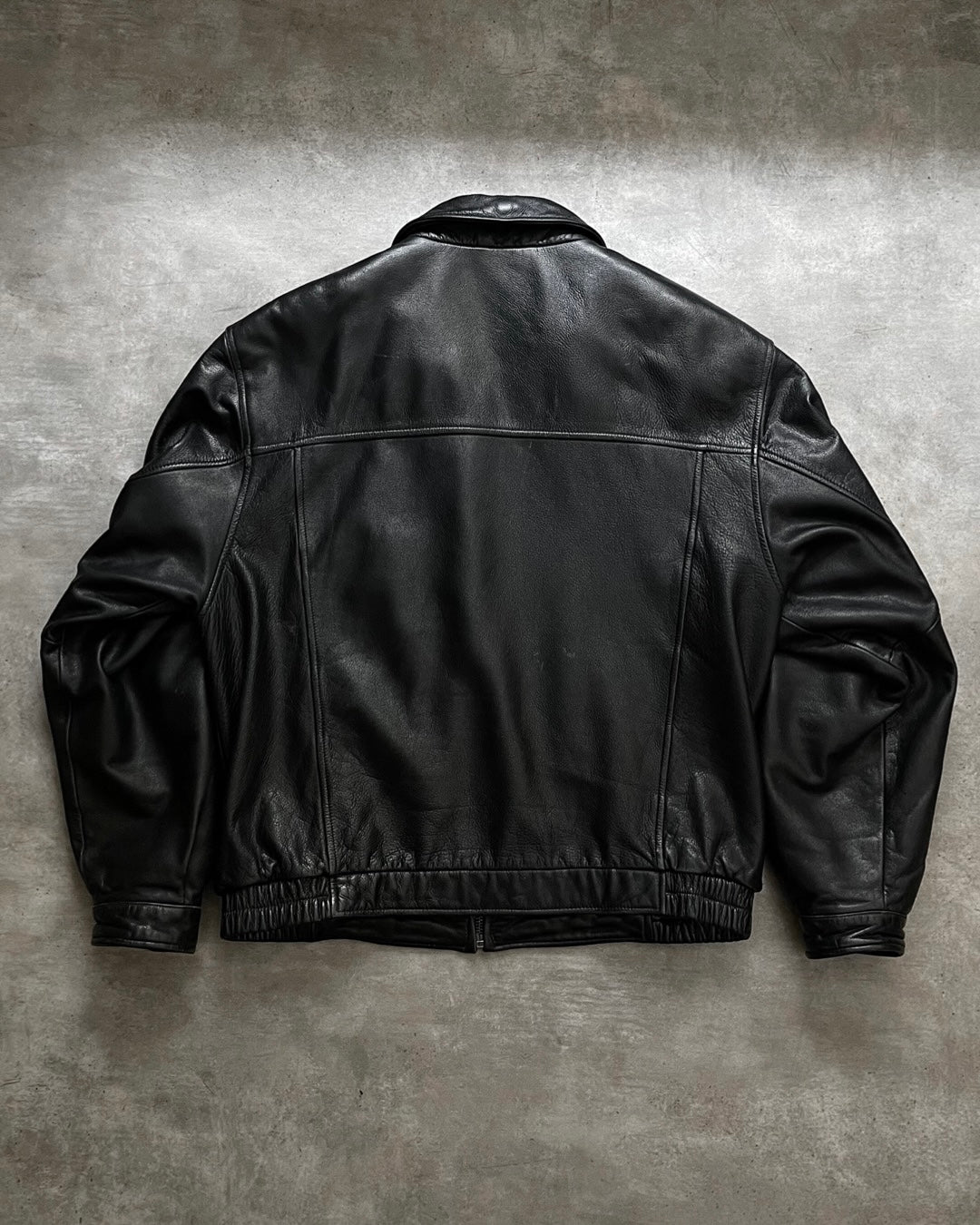 HEAVY LEATHER BOMBER JACKET (M)