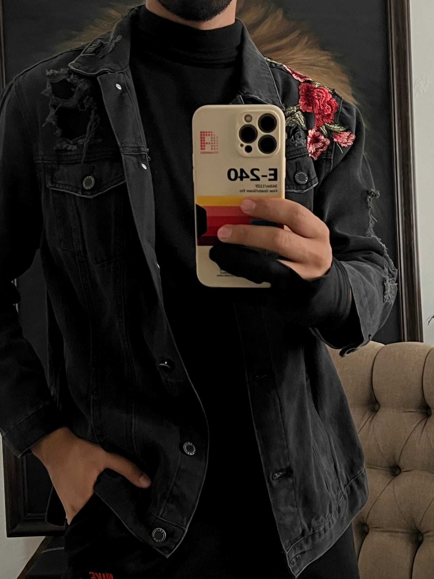 Bomber jacket talla M bordada