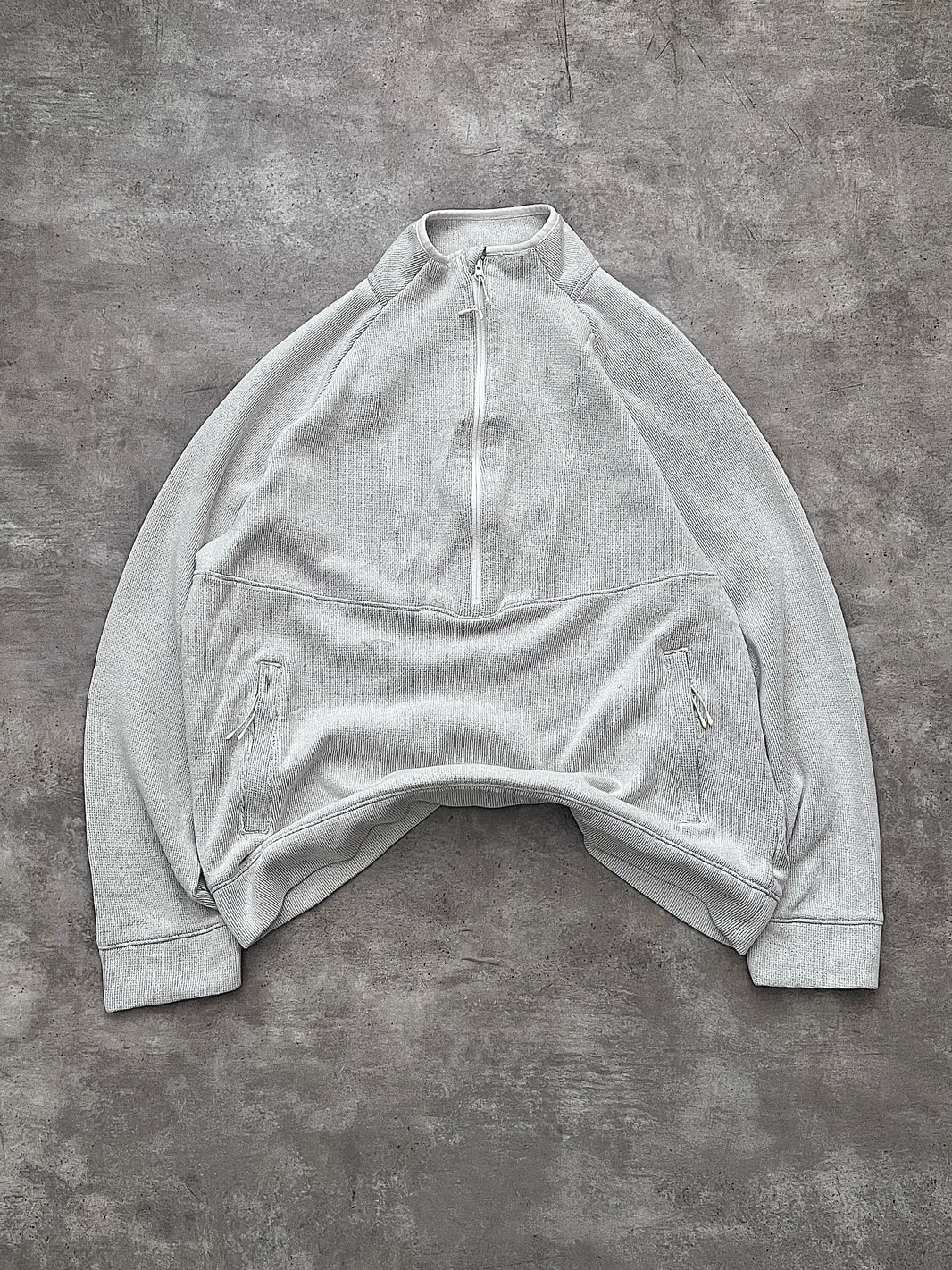 HALF ZIP SWEATSHIRT (XL)