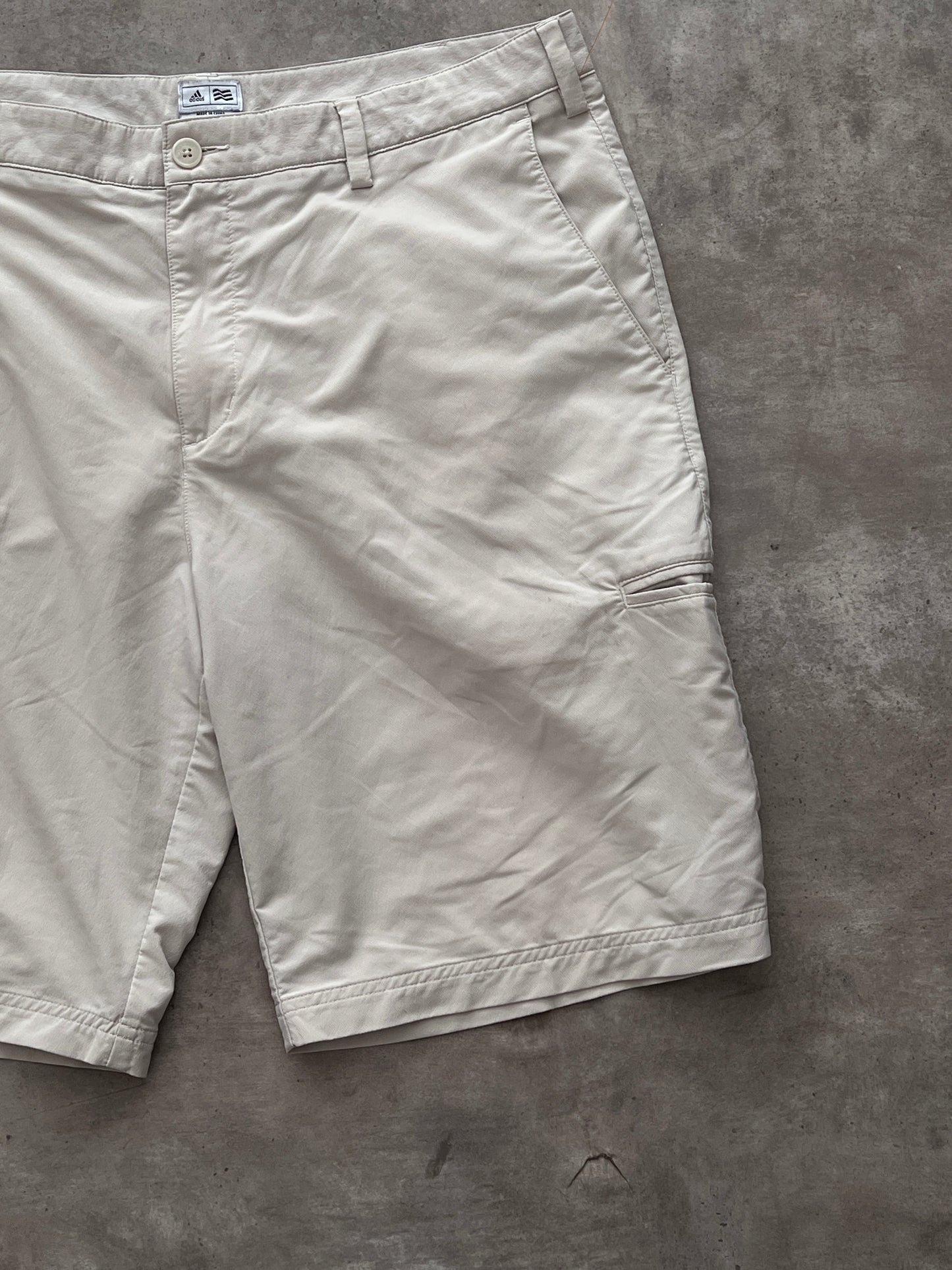 SHORT ADIDAS (36)