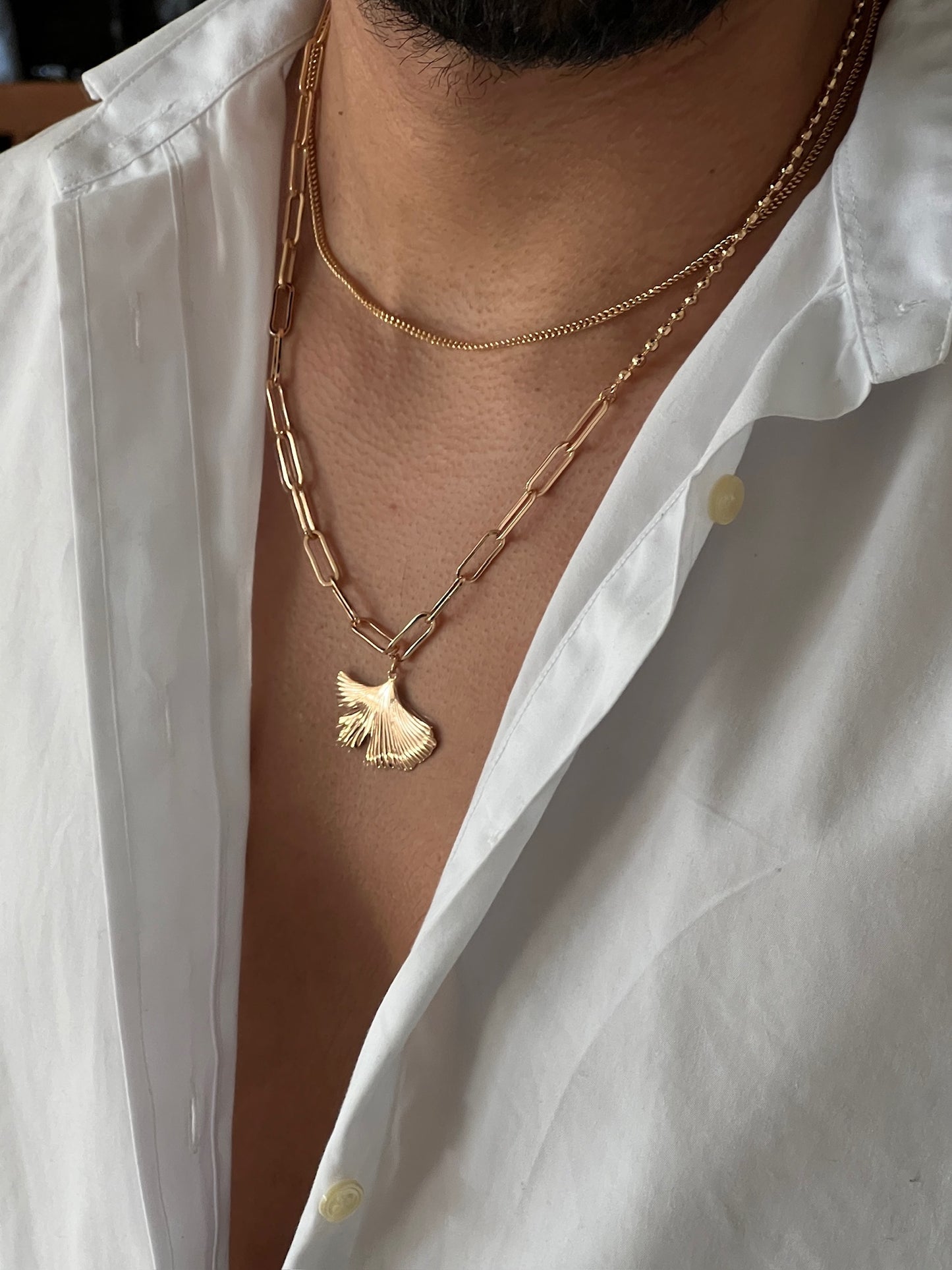 GOLD SEA NECKLACE
