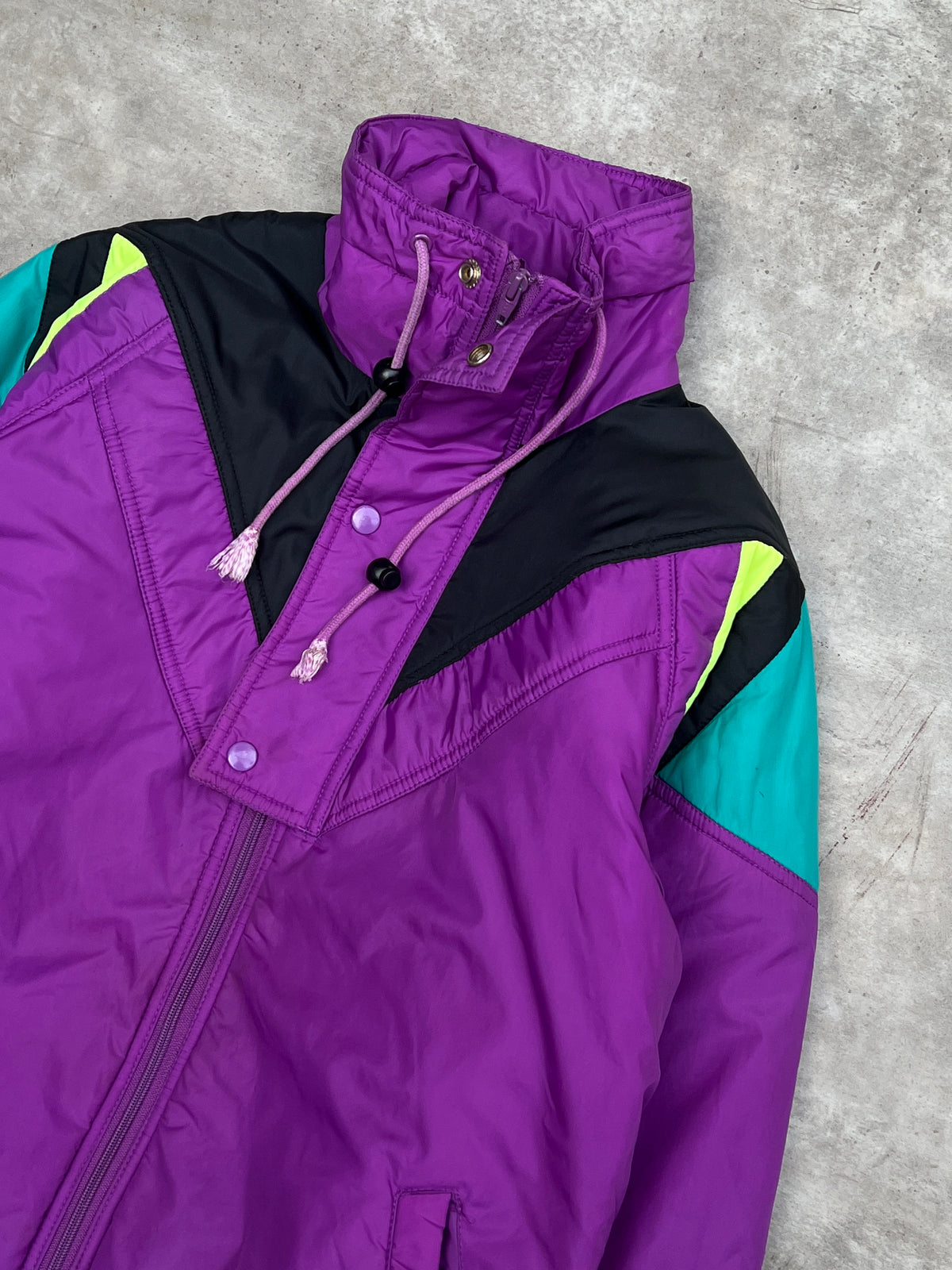 Retro Windbreaker (S)