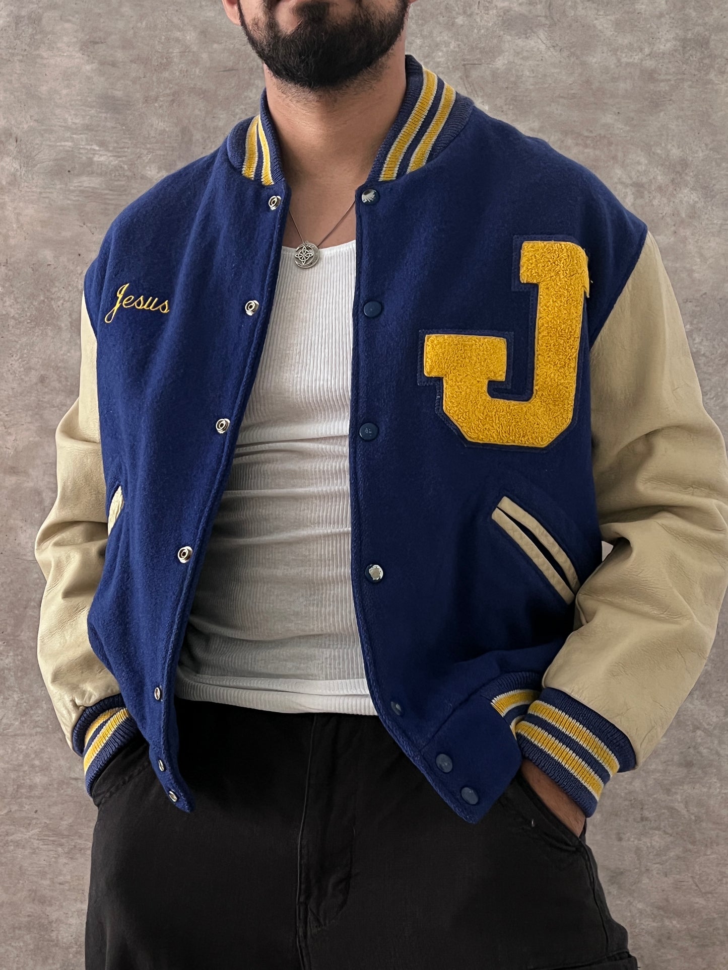 BOMBER JACKET (L)