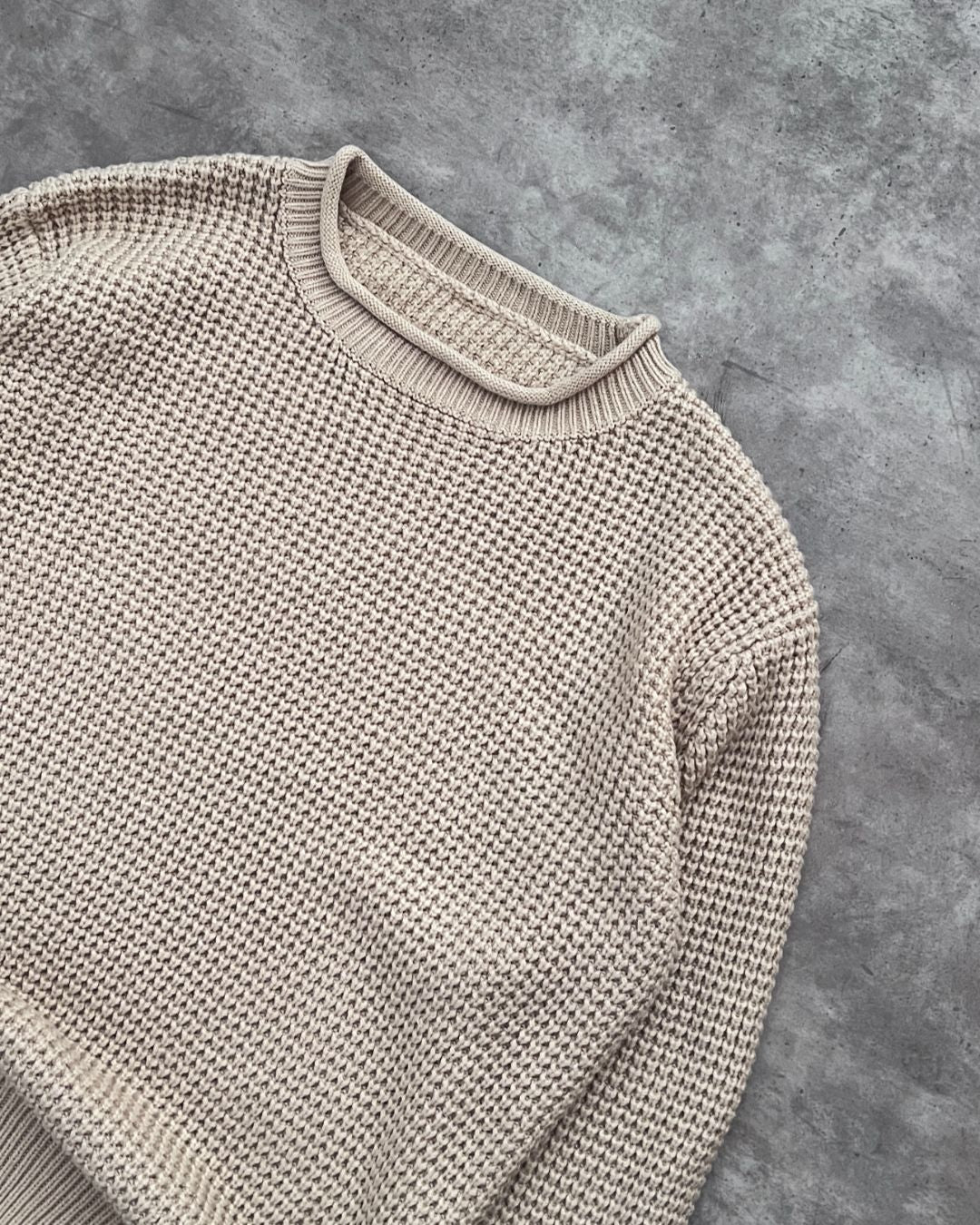 SUÉTER WAFFLE KNIT CREAM OVERSIZE (M)