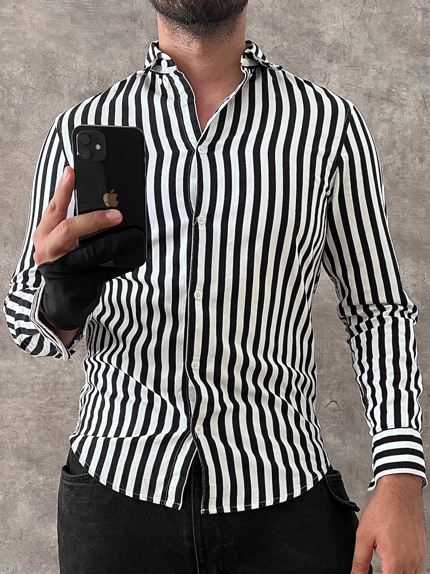BLACK & WHITE STRIPED SHIRT (S)
