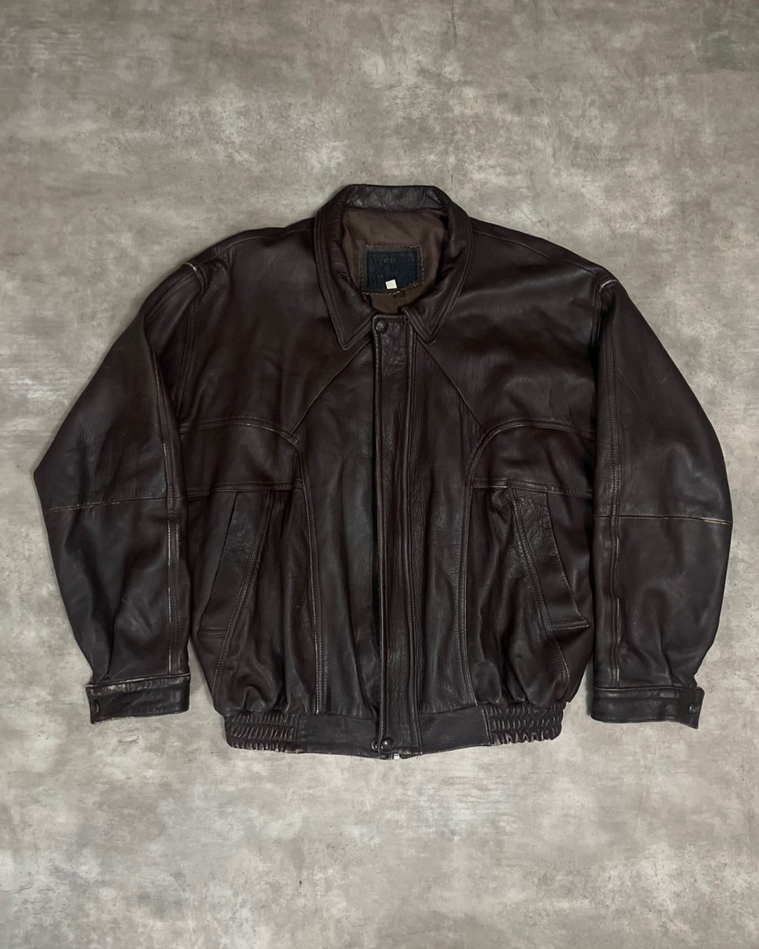 BROWN LEATHER JACKET (M)