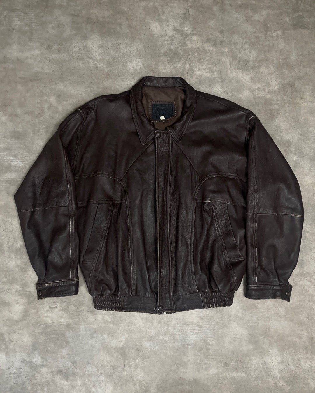 BROWN LEATHER JACKET (M)
