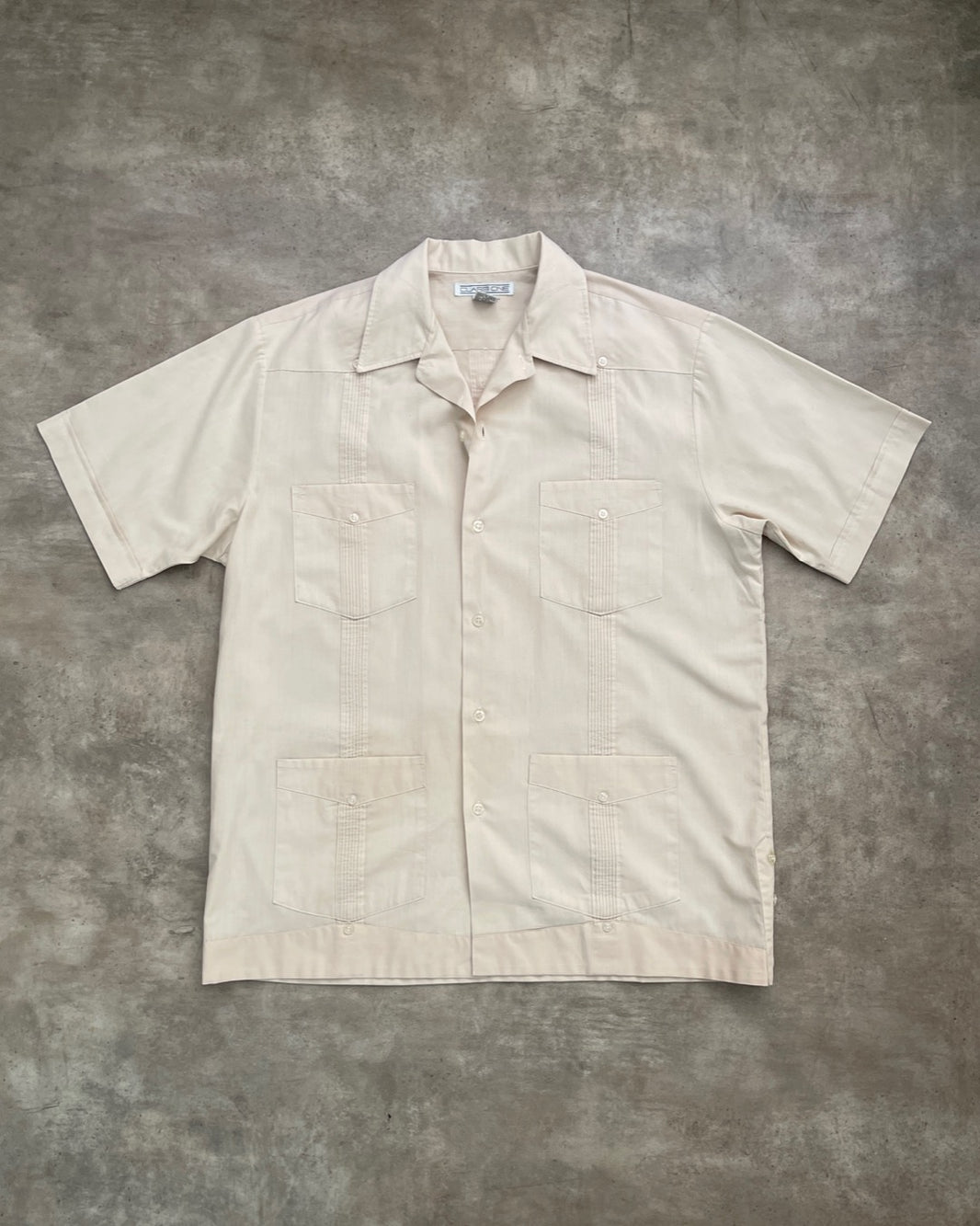 CLASS ONE GUAYABERA SHIRT (M)