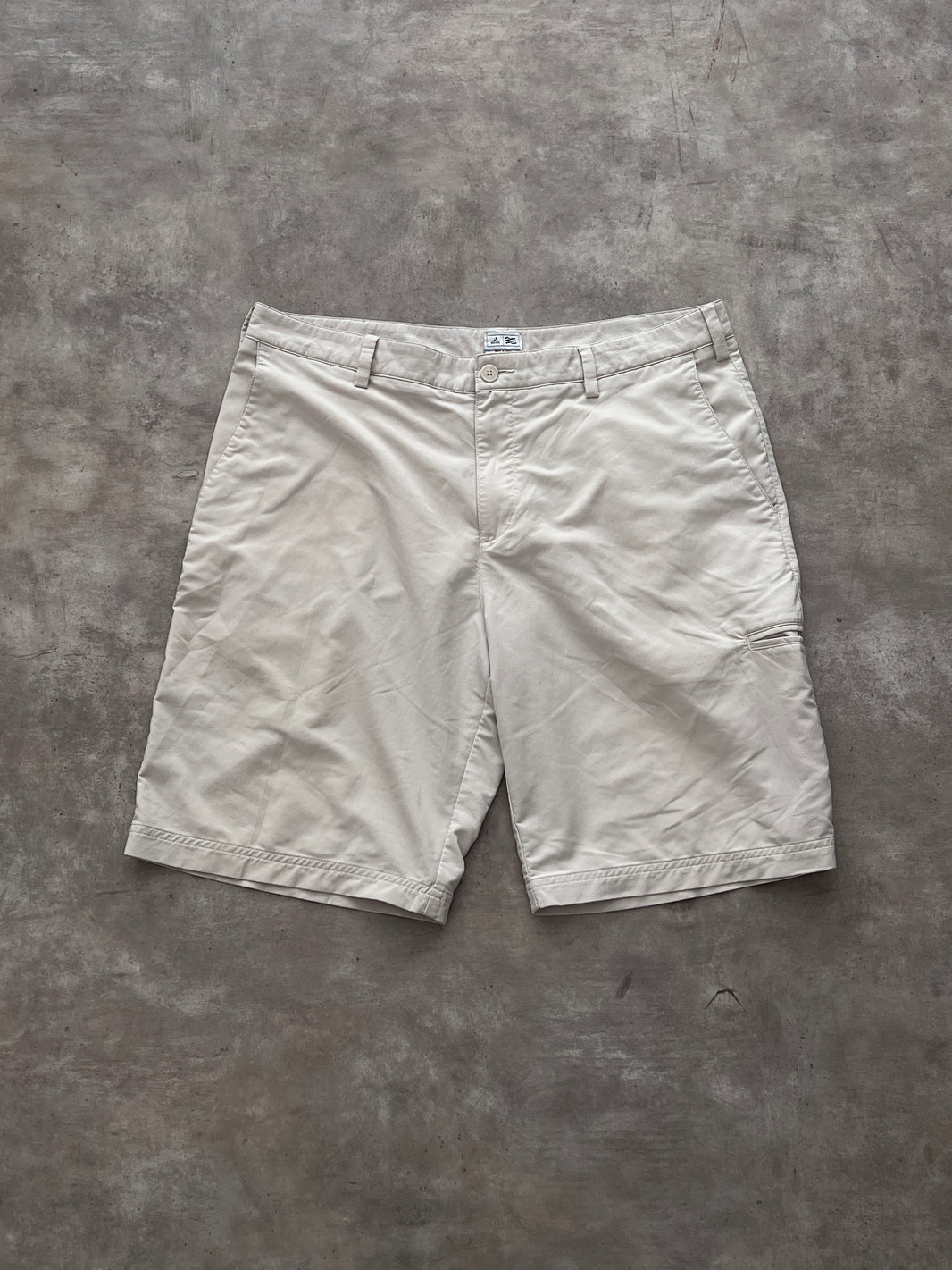 SHORT ADIDAS (36)