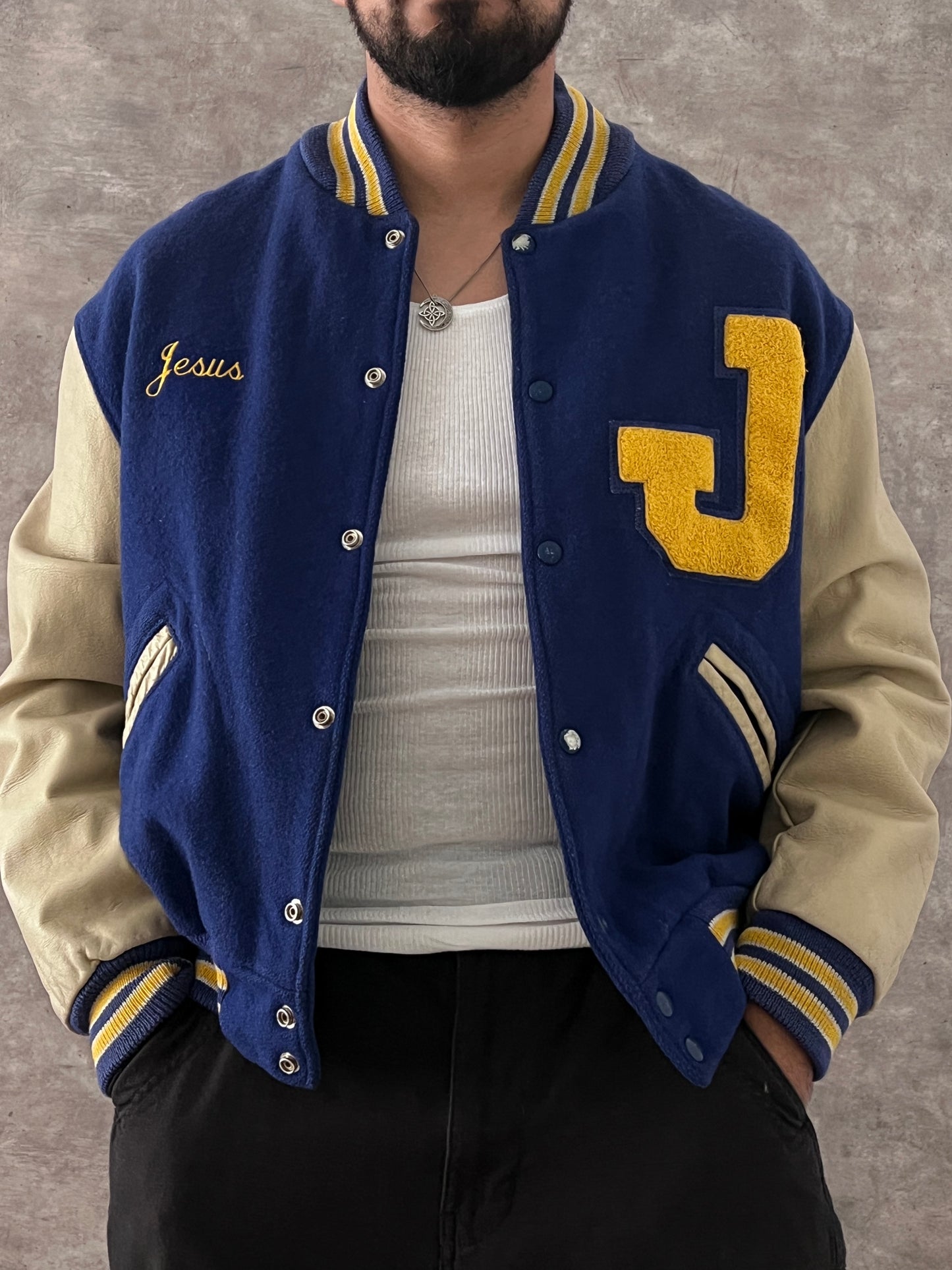 BOMBER JACKET (L)