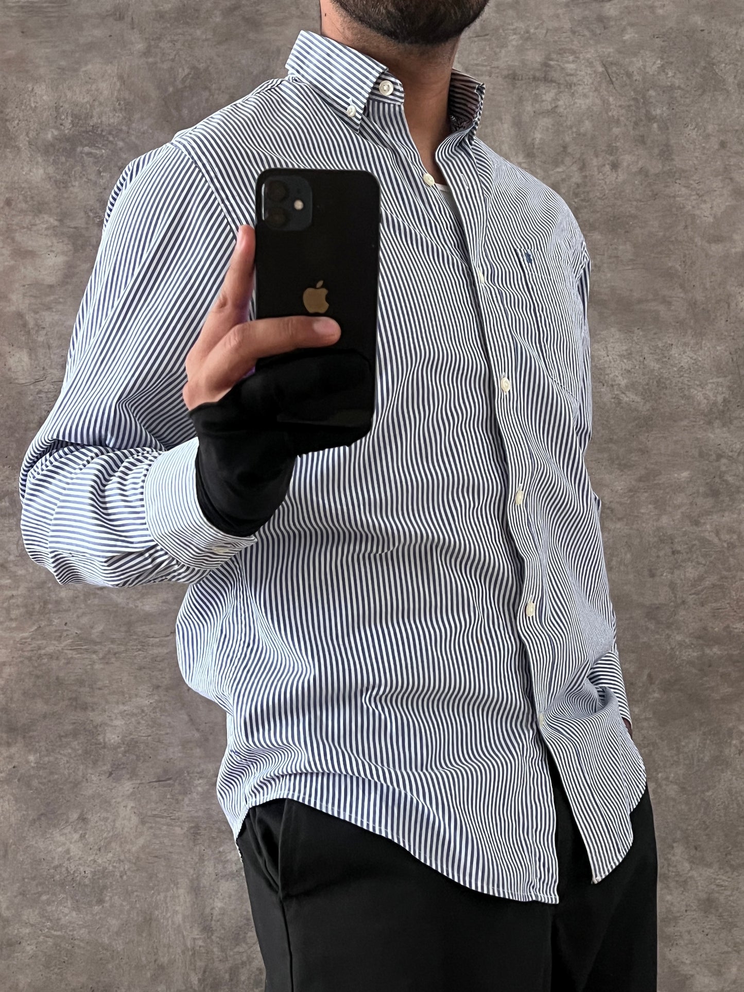 IZOD STRIPED SHIRT (S/M)