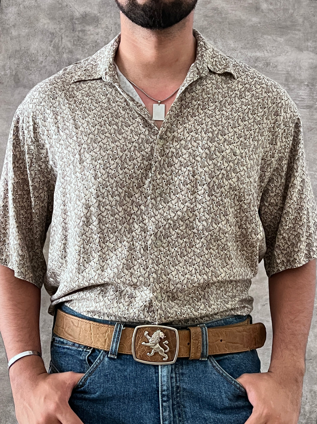 PIERRE CARDIN SLEEVE SHIRT (L)