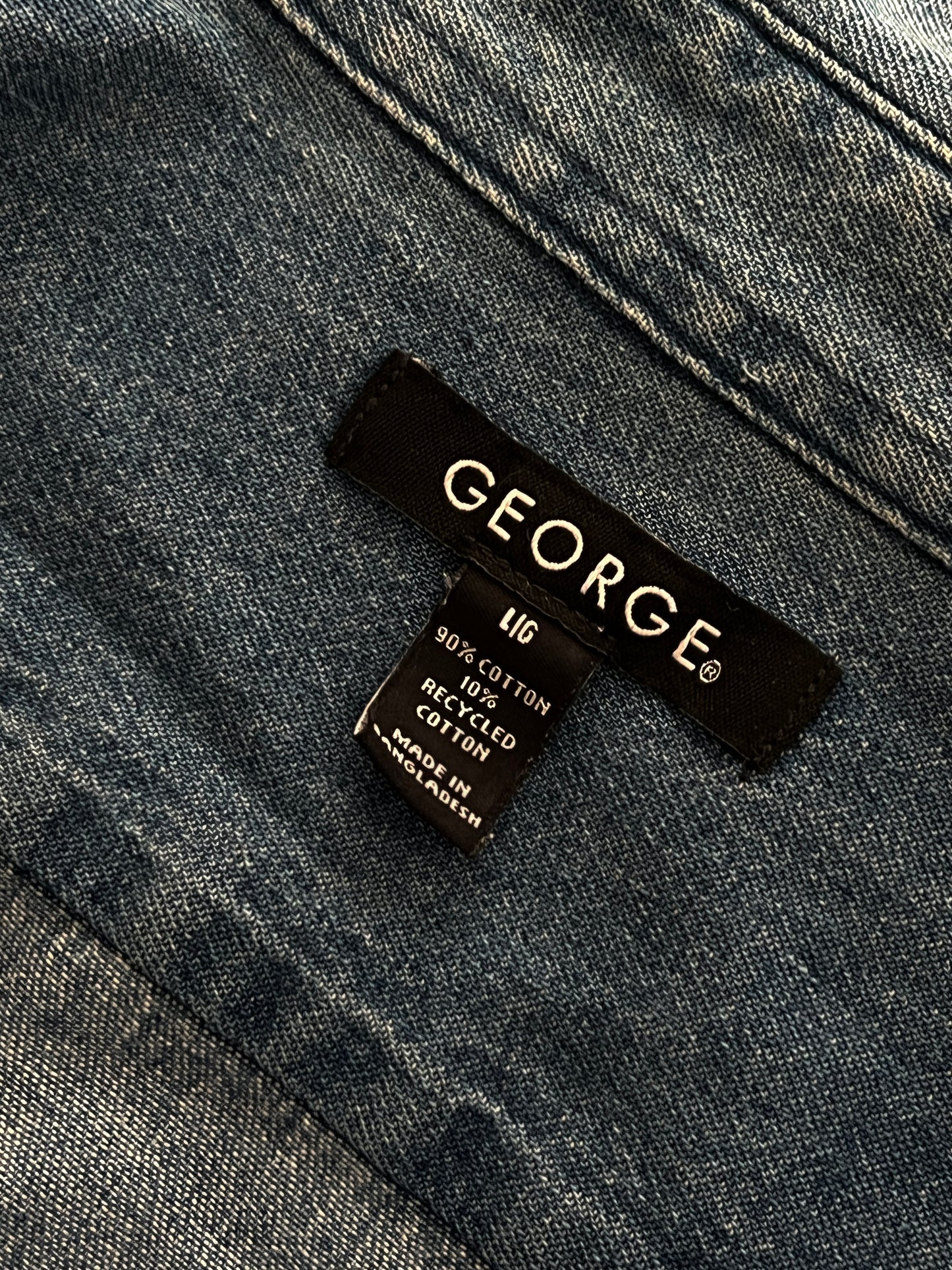 Denim Shirt  / cropped fit (M)