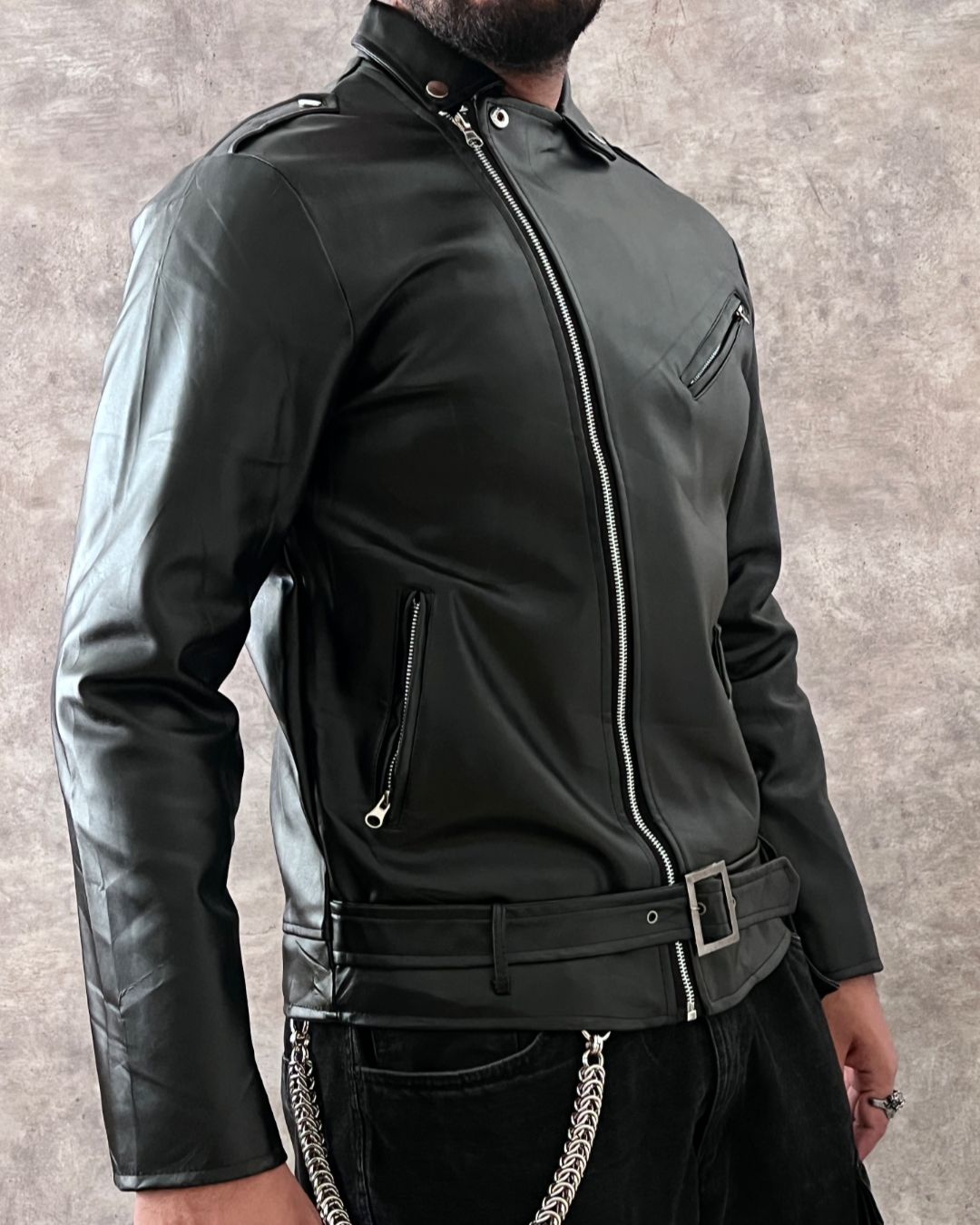 FAUX LEATHER JACKET (M)