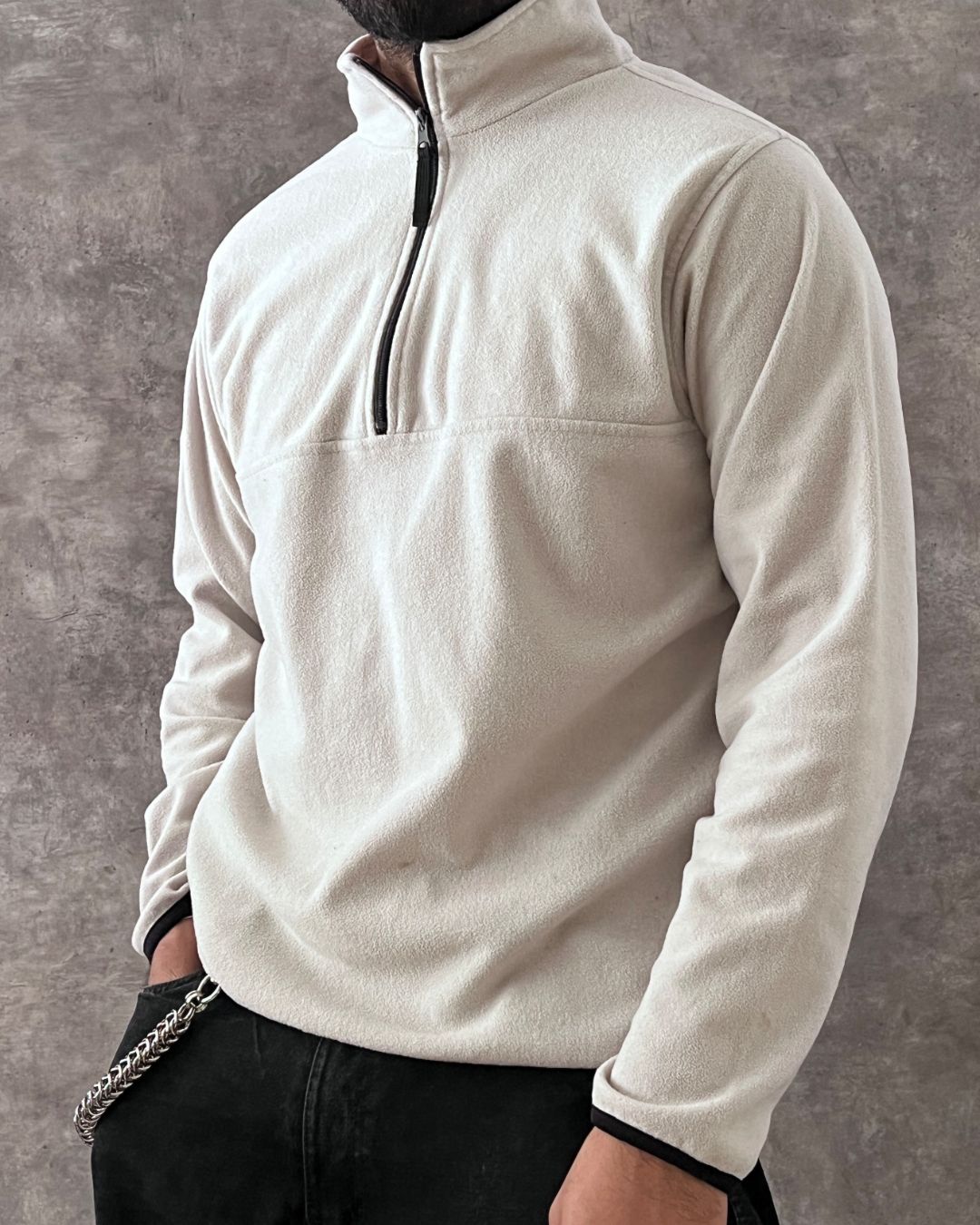 GREY SWEATER (M)
