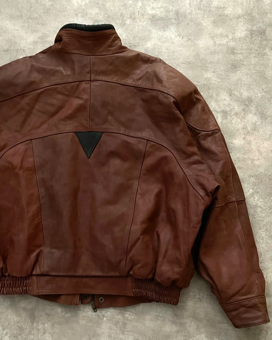 LEATHER JACKET (XL)