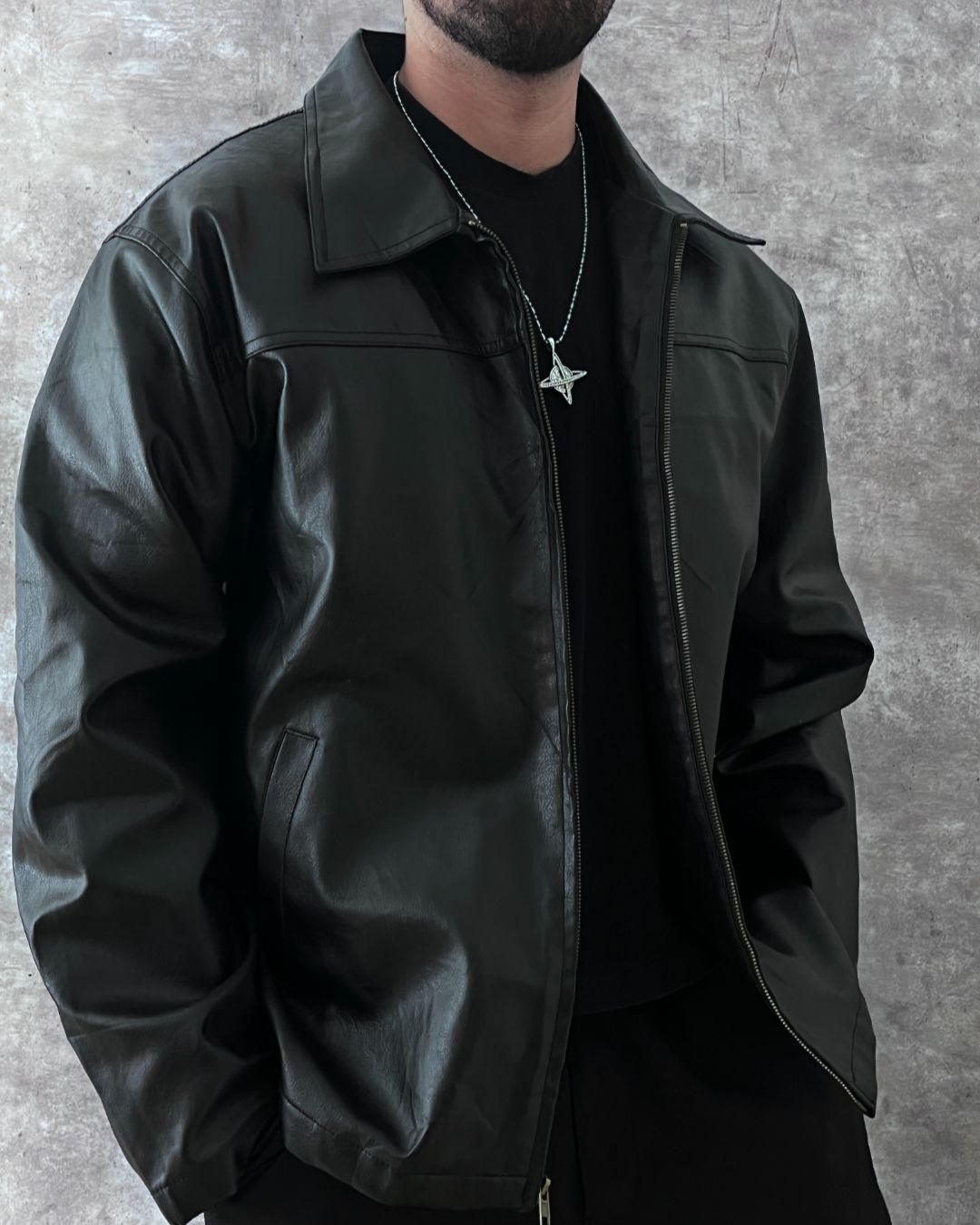 LEATHER BLACK JACKET (XL)