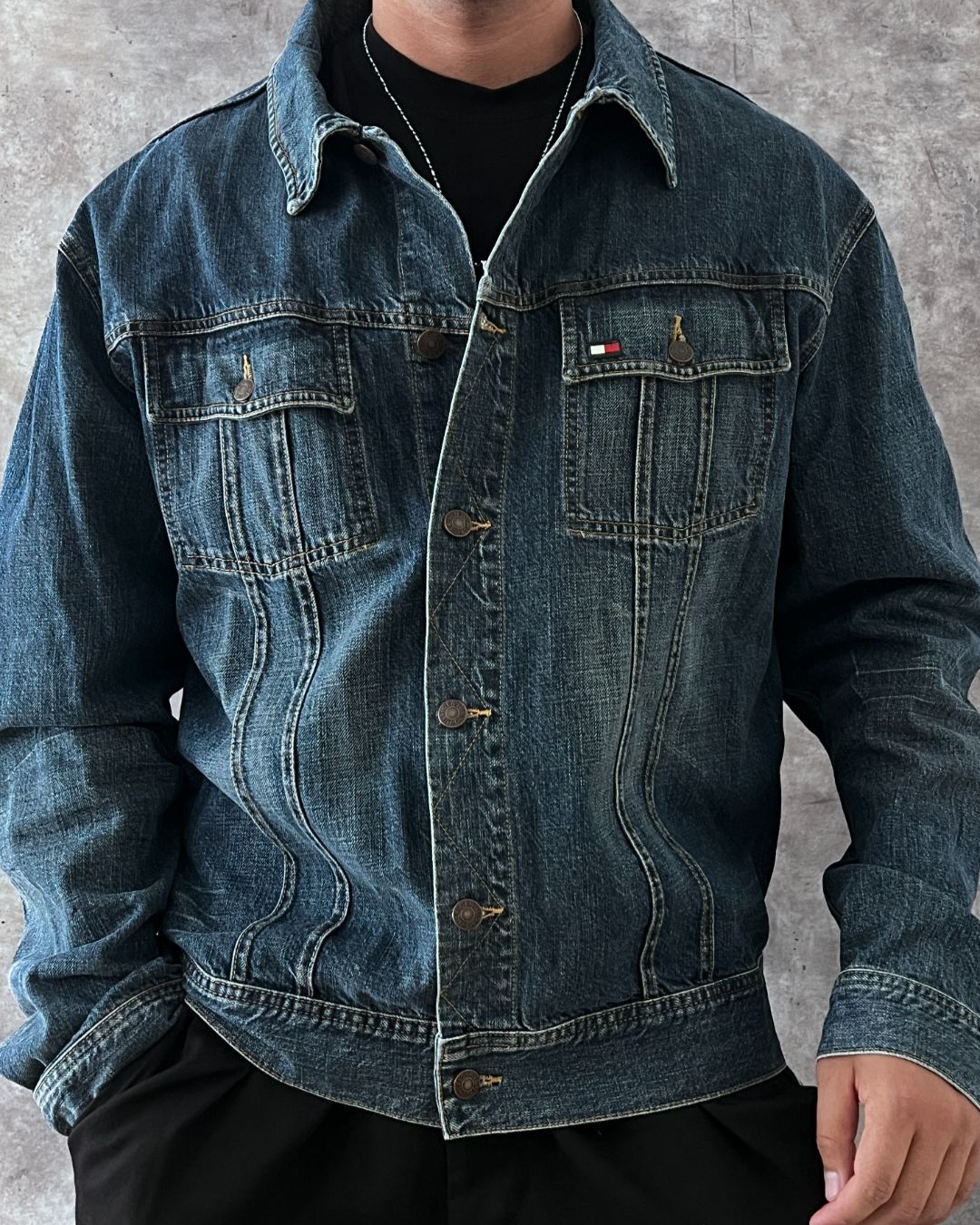 TOMMY H DENIM JACKET (L)