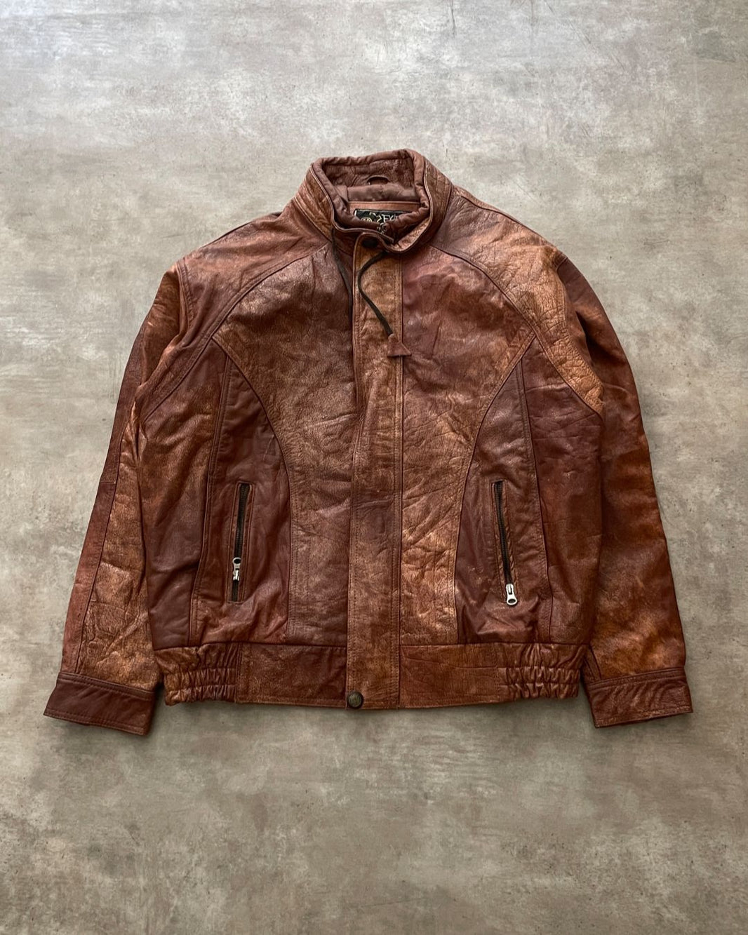 LEATHER BOMBER JACKET. (M)