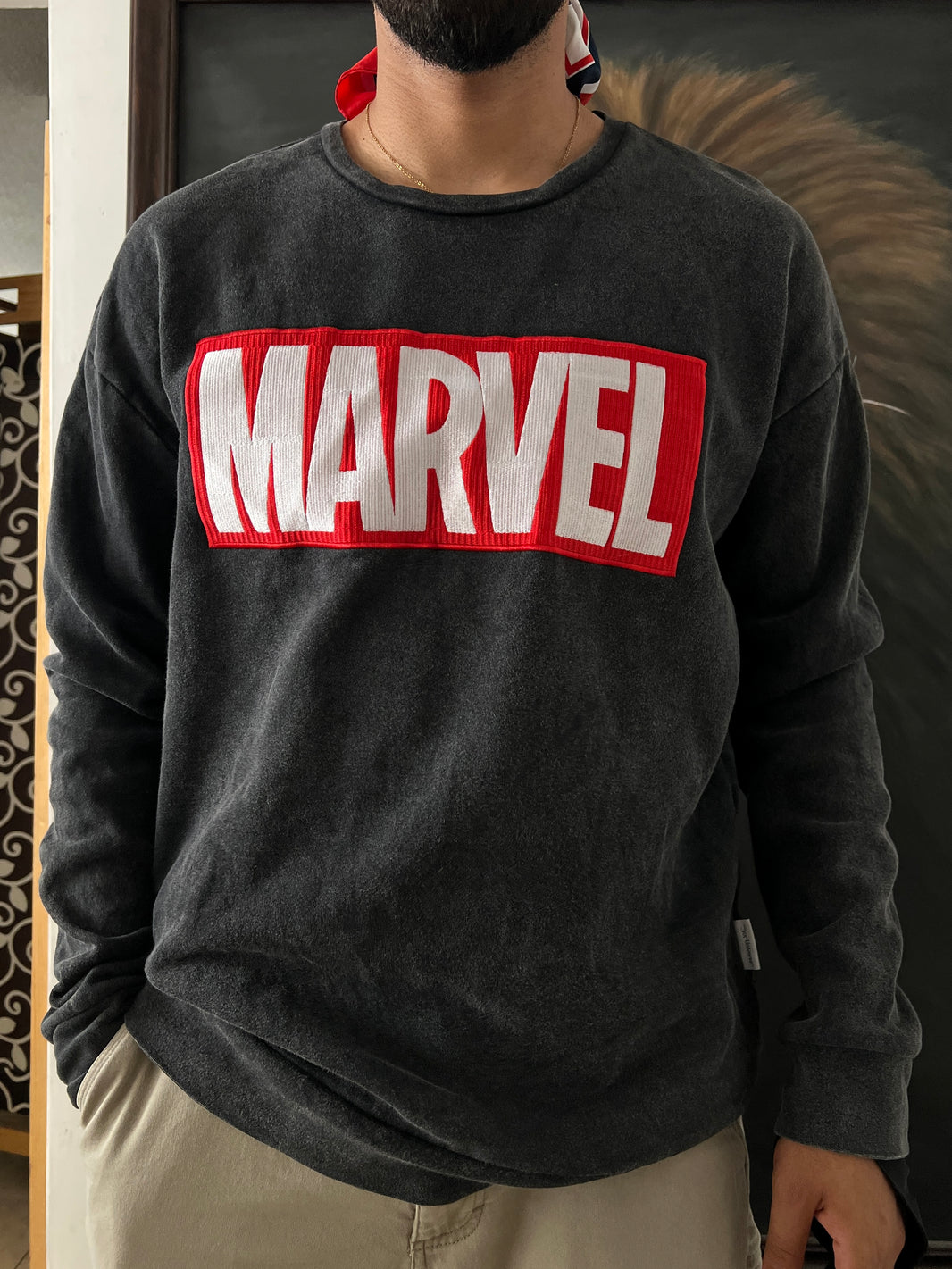 MRVL crewneck (L)