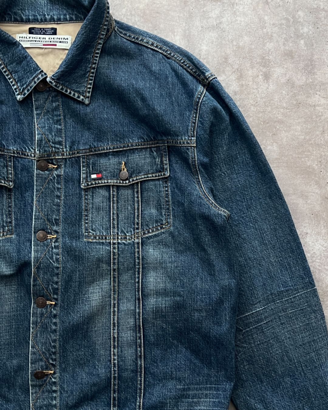 TOMMY H DENIM JACKET (L)