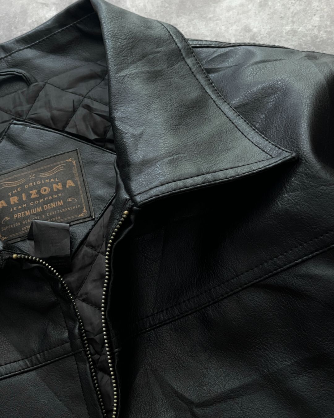 LEATHER BLACK JACKET (XL)