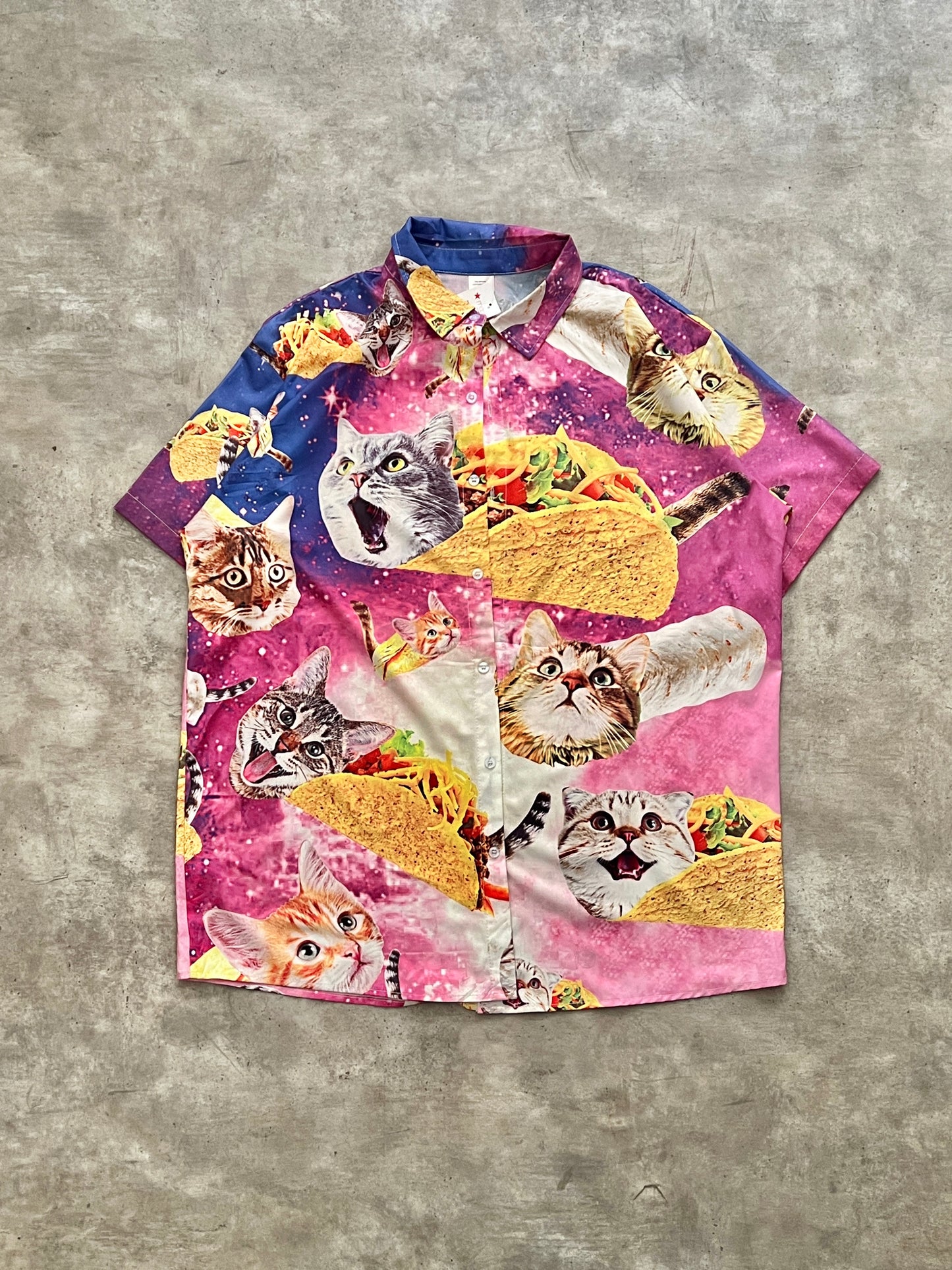 Cat tacos shirt (XL)