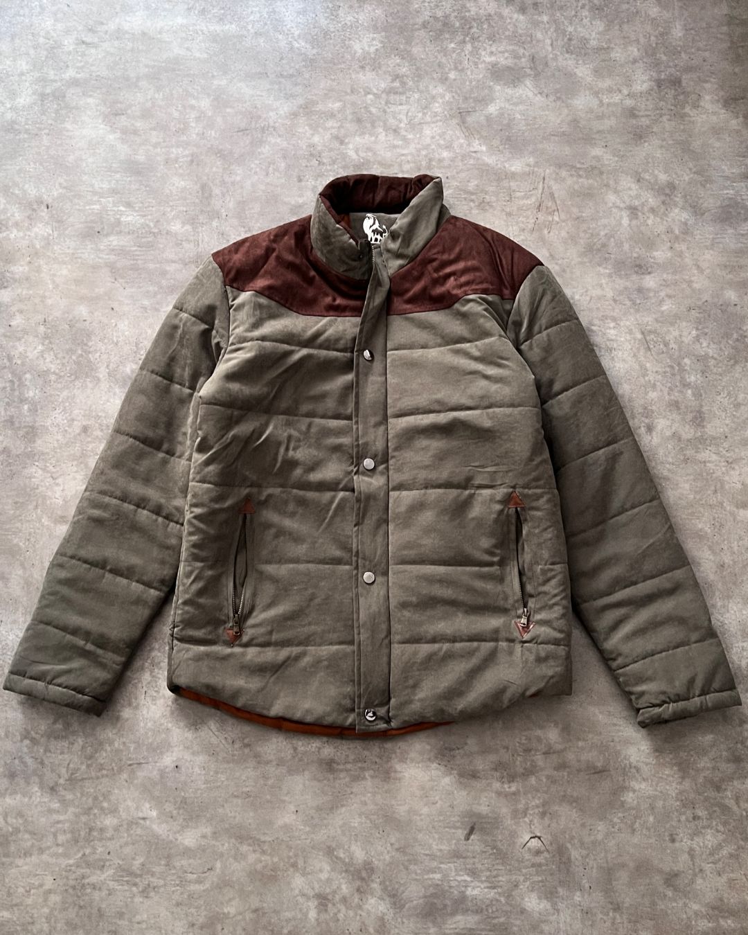 PUFFER JACKET (L)