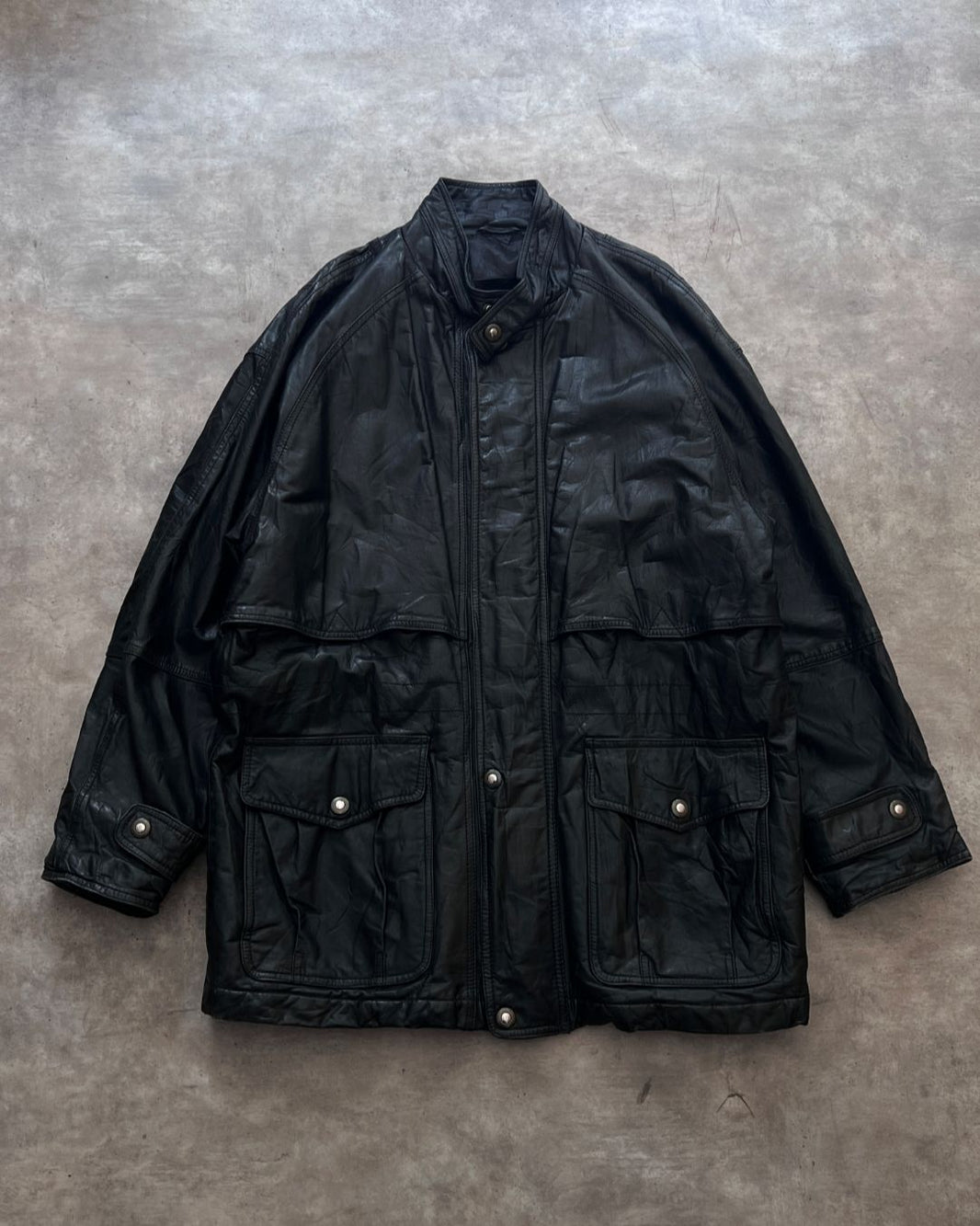 GABARDINA DE PIEL VAMP (XL)