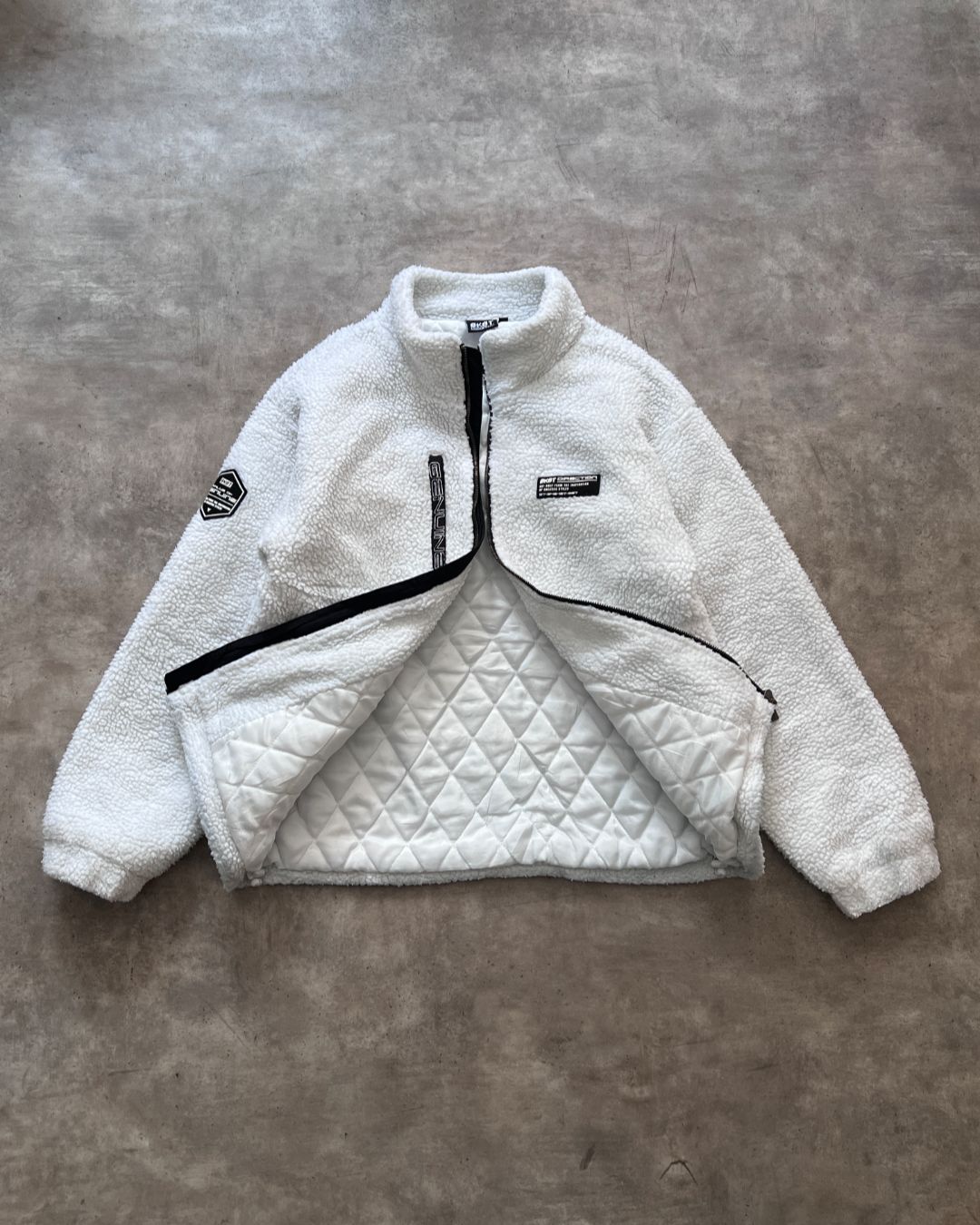 WHITE JACKT (S)