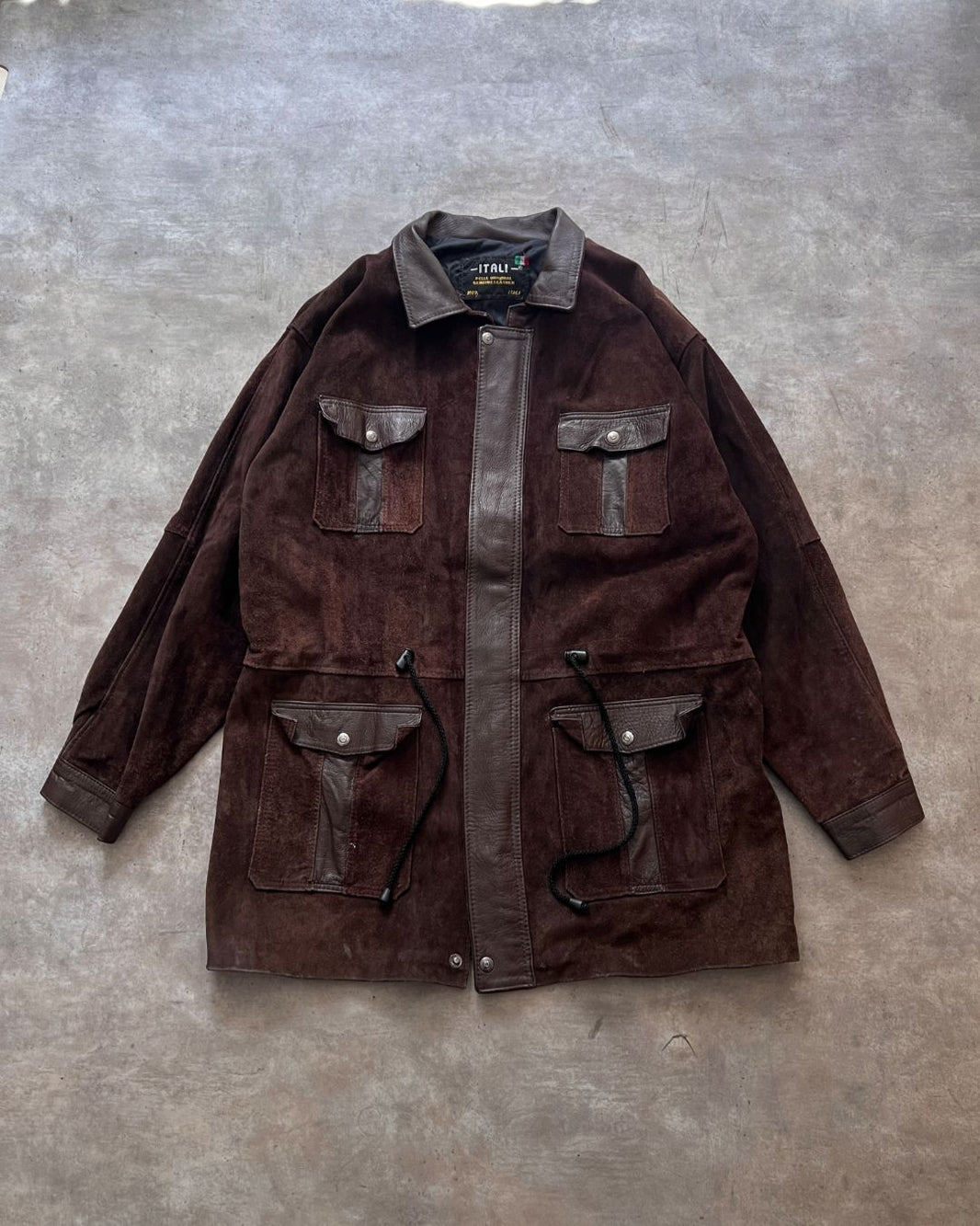 ITALIAN LEATHER JACKET (L)