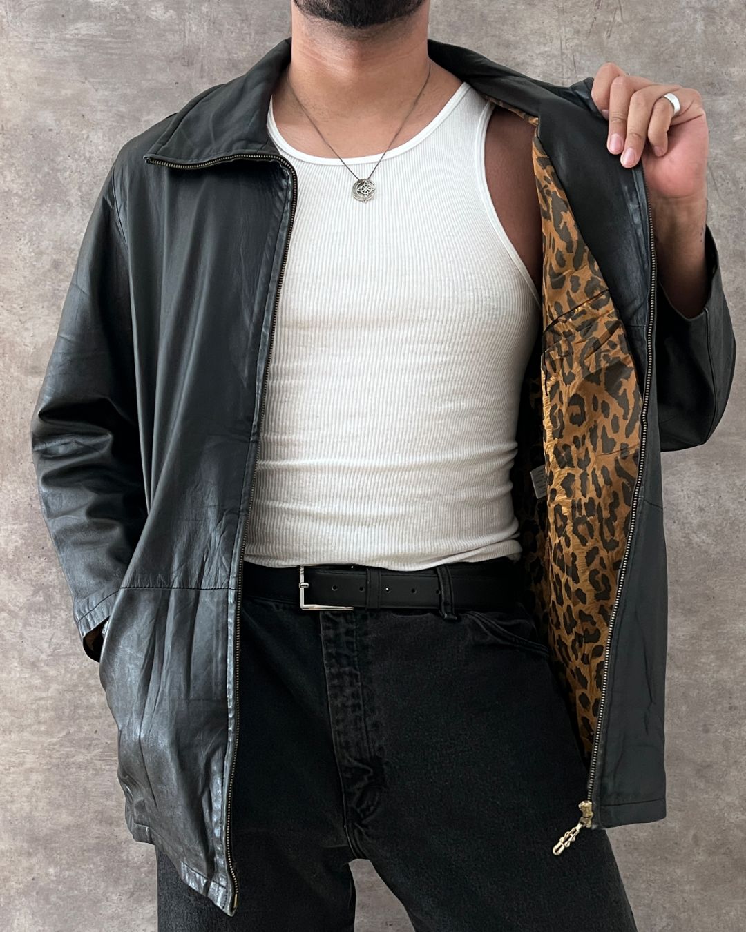 LEATHER COAT (S)
